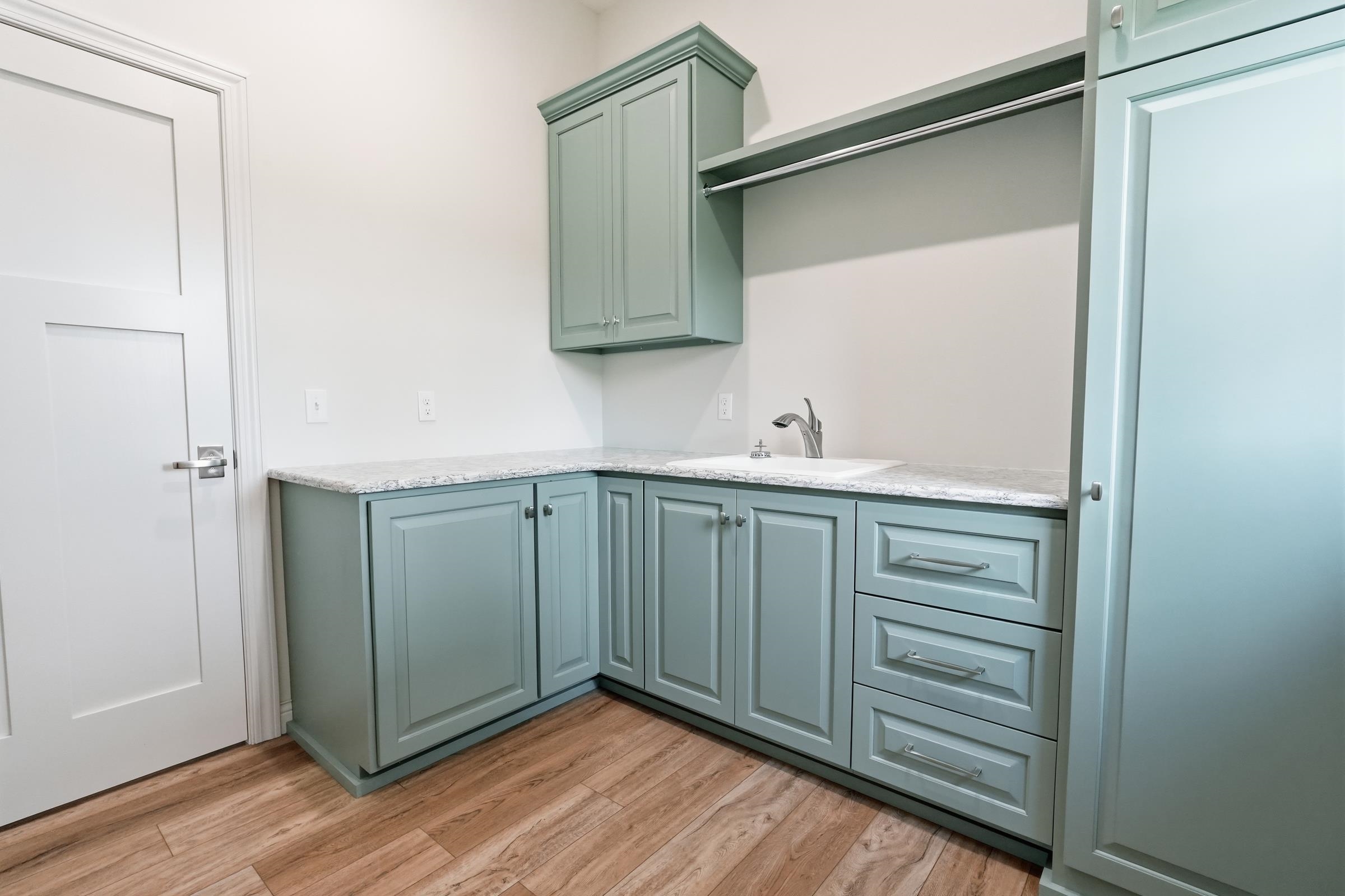 124236 Kohl Road Property Photo 19