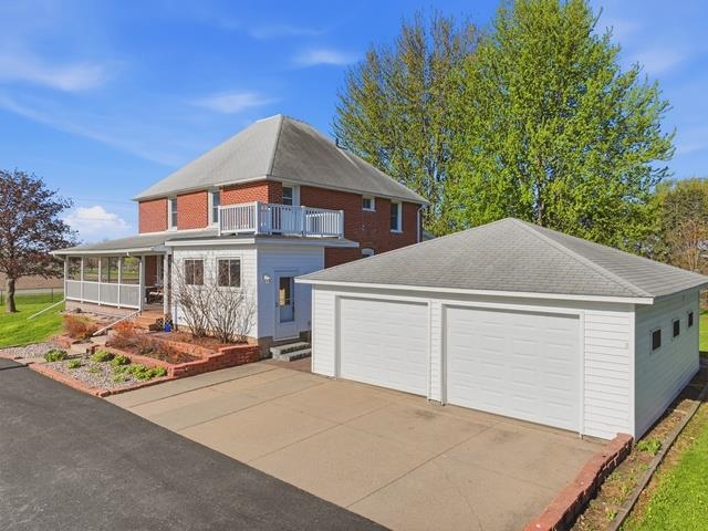 8492 Trout Drive Property Photo 4