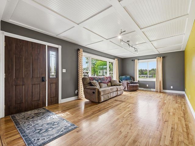 216 Ayers Street Property Photo 6