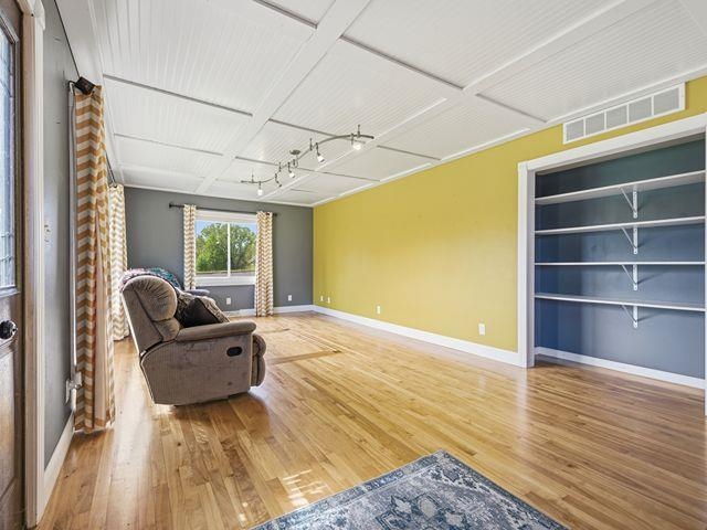 216 Ayers Street Property Photo 7