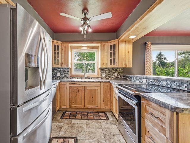 216 Ayers Street Property Photo 9