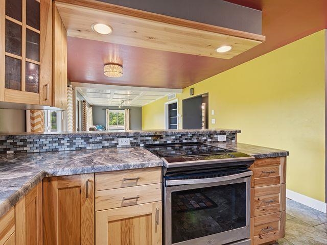 216 Ayers Street Property Photo 12