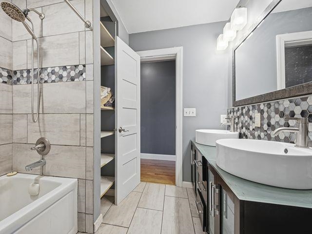 216 Ayers Street Property Photo 20