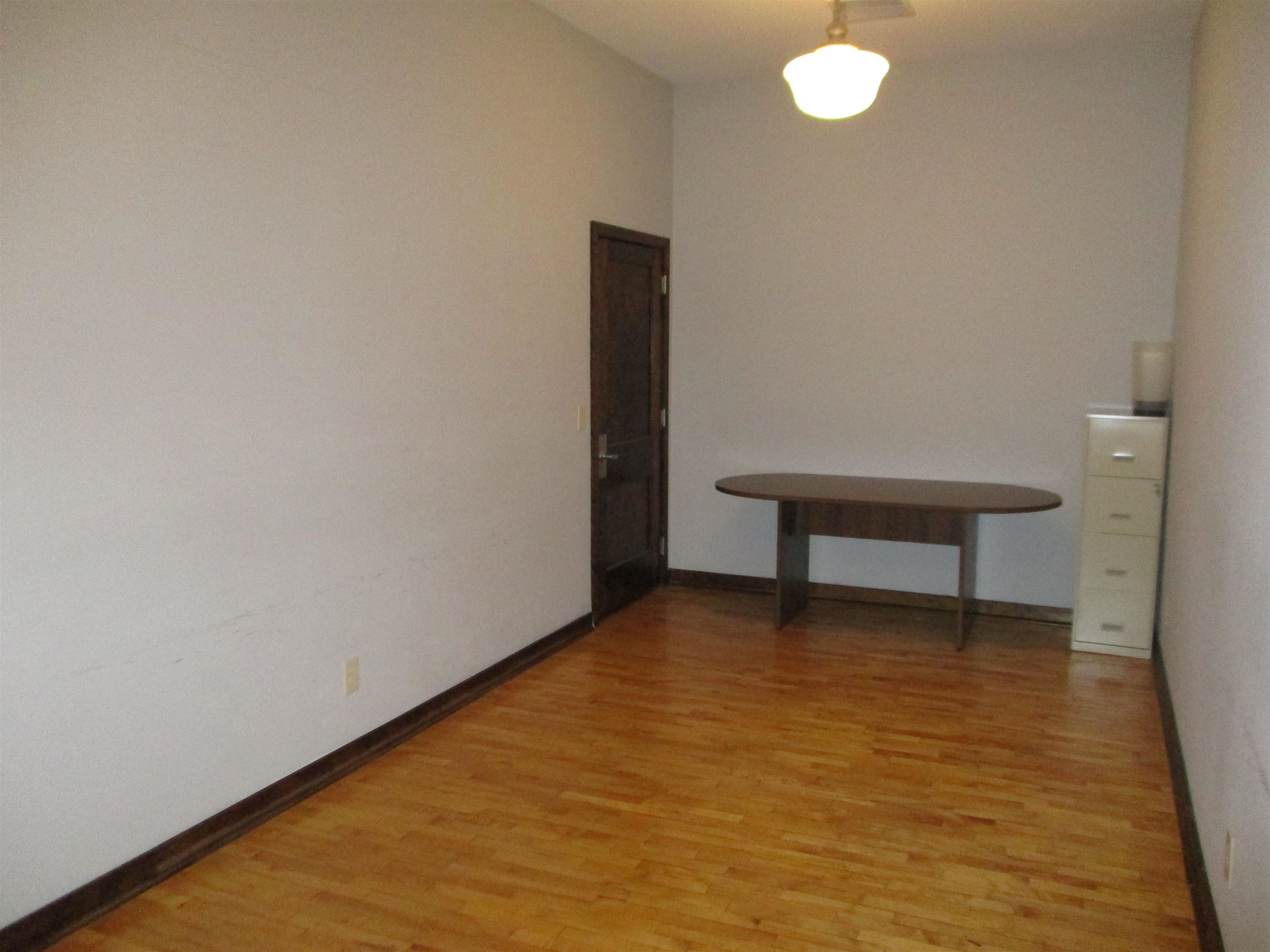 1055 Main Street Property Photo 13