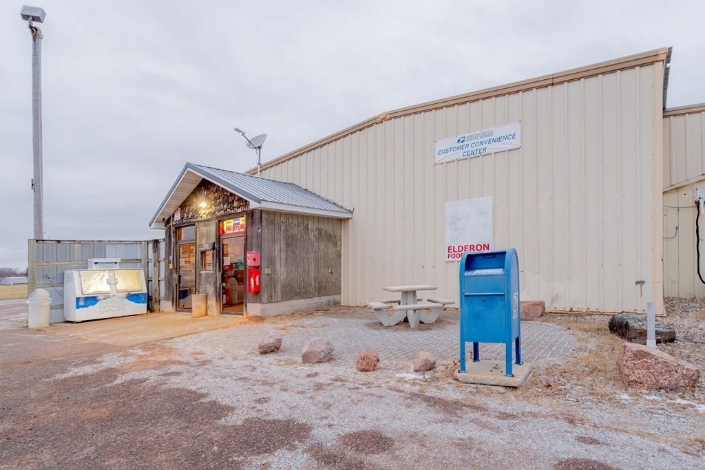 211212 State Highway 49 Property Photo 4