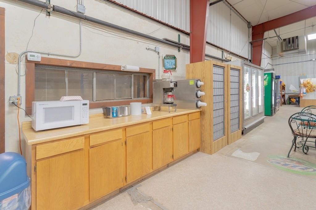 211212 State Highway 49 Property Photo 17