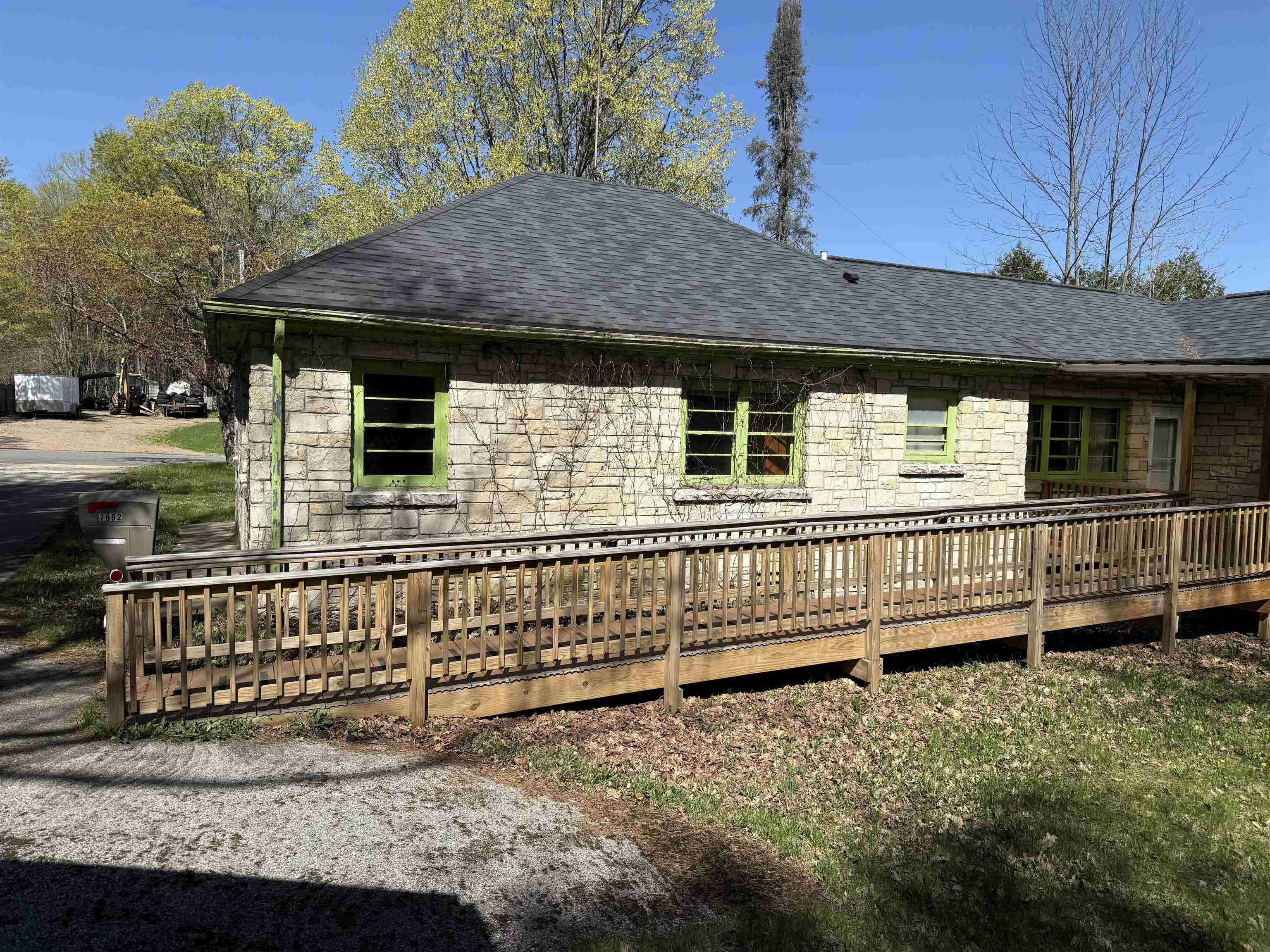 7892 Old 101 Road Property Photo 6