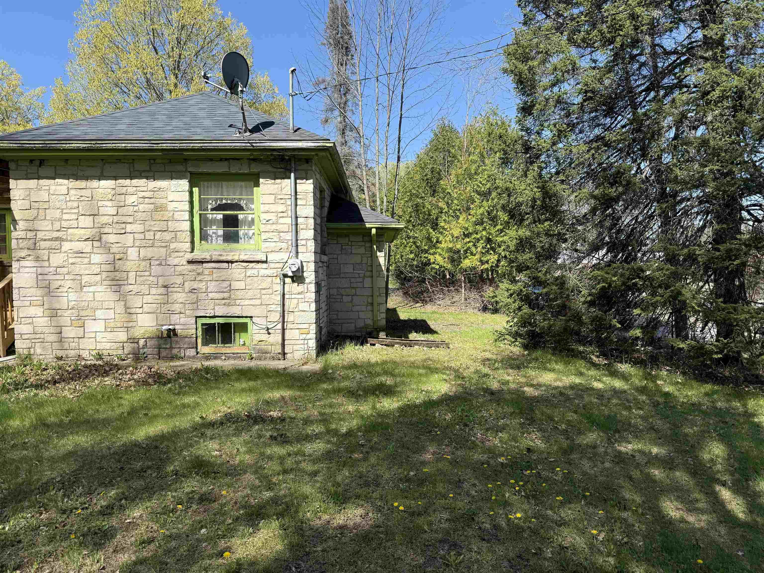 7892 Old 101 Road Property Photo 8