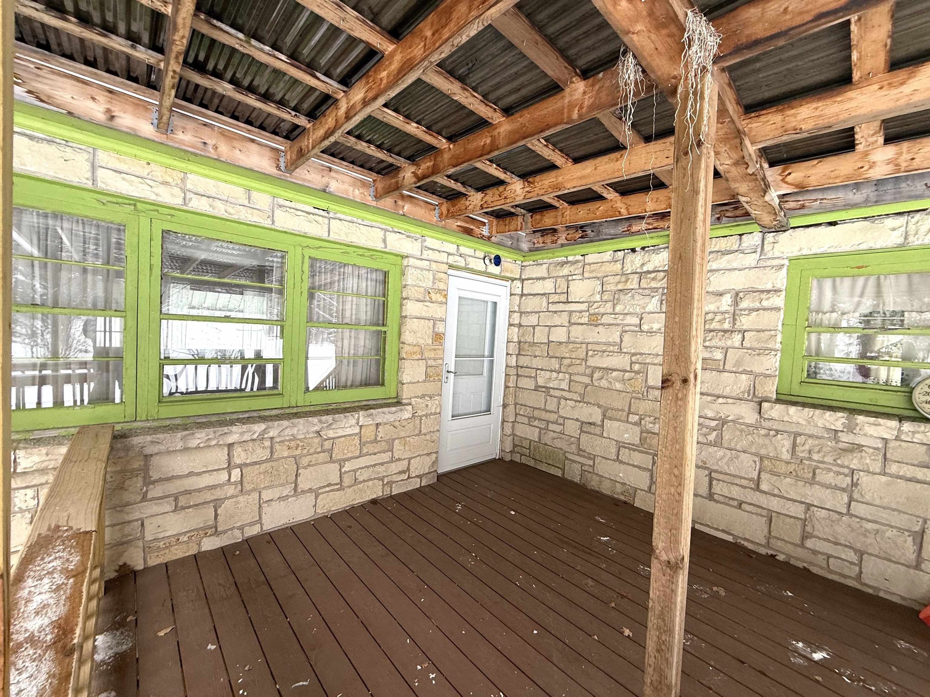 7892 Old 101 Road Property Photo 11