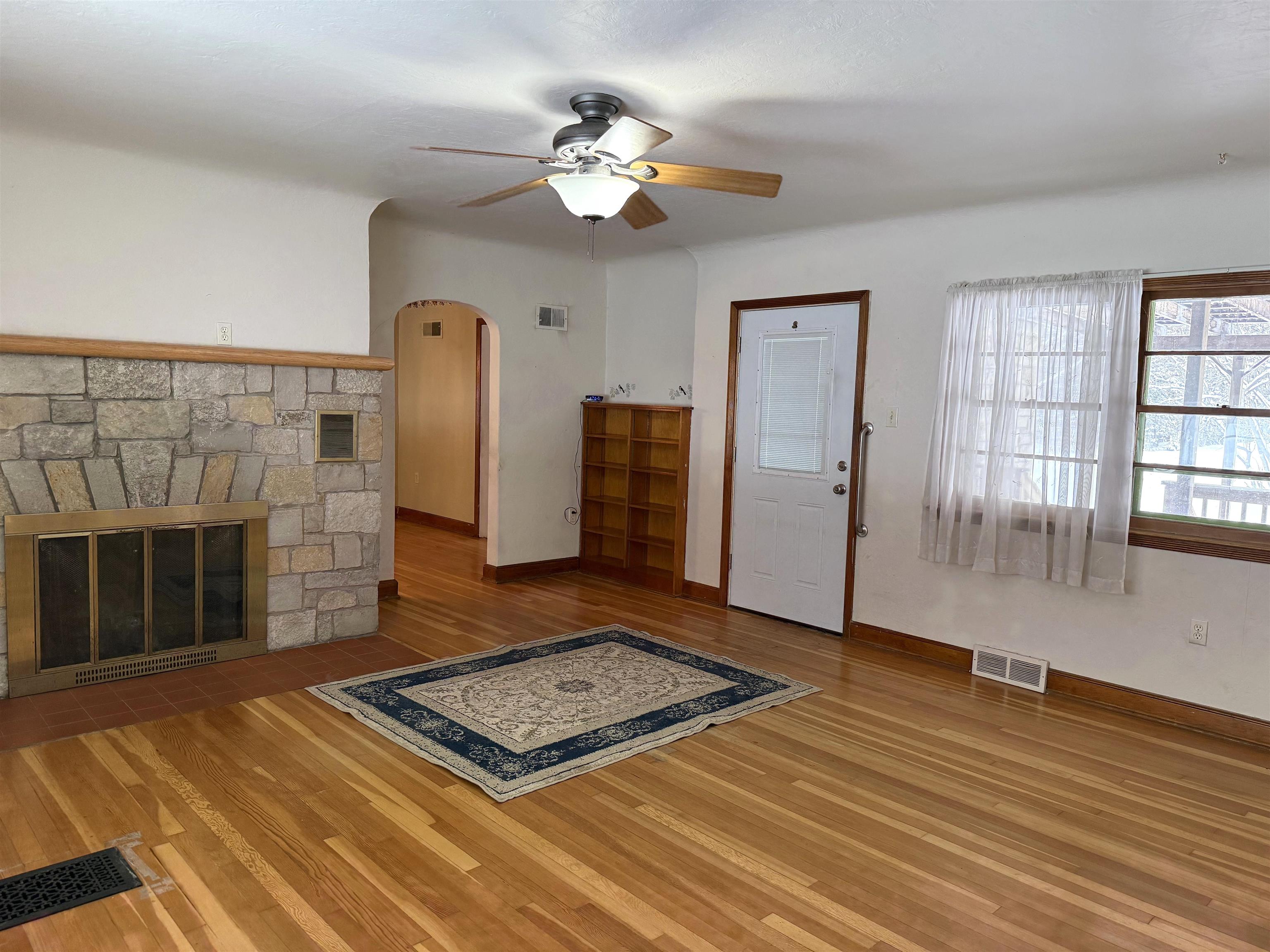7892 Old 101 Road Property Photo 12