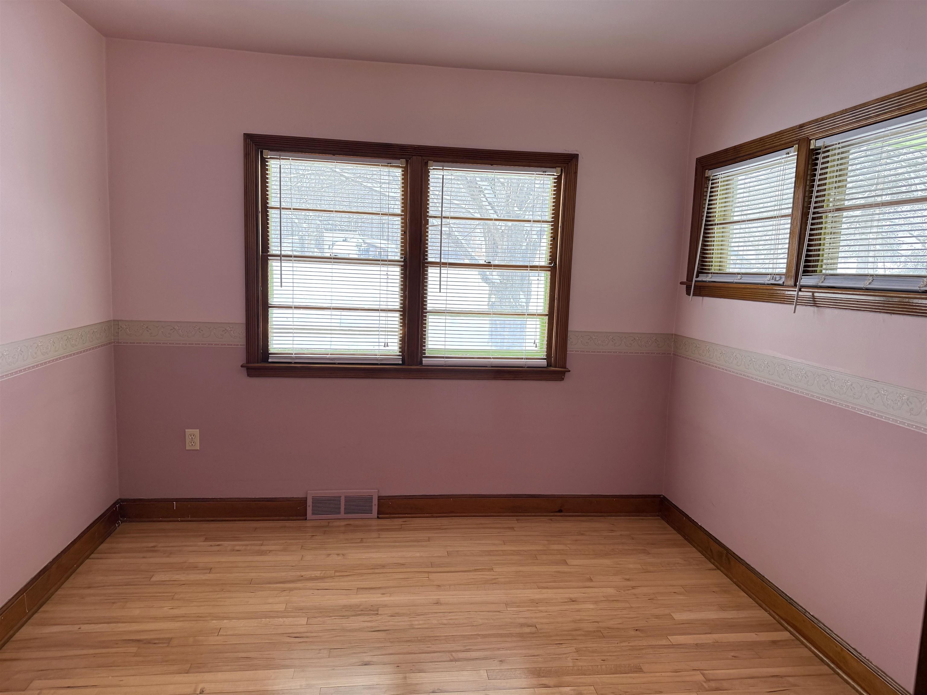 7892 Old 101 Road Property Photo 23