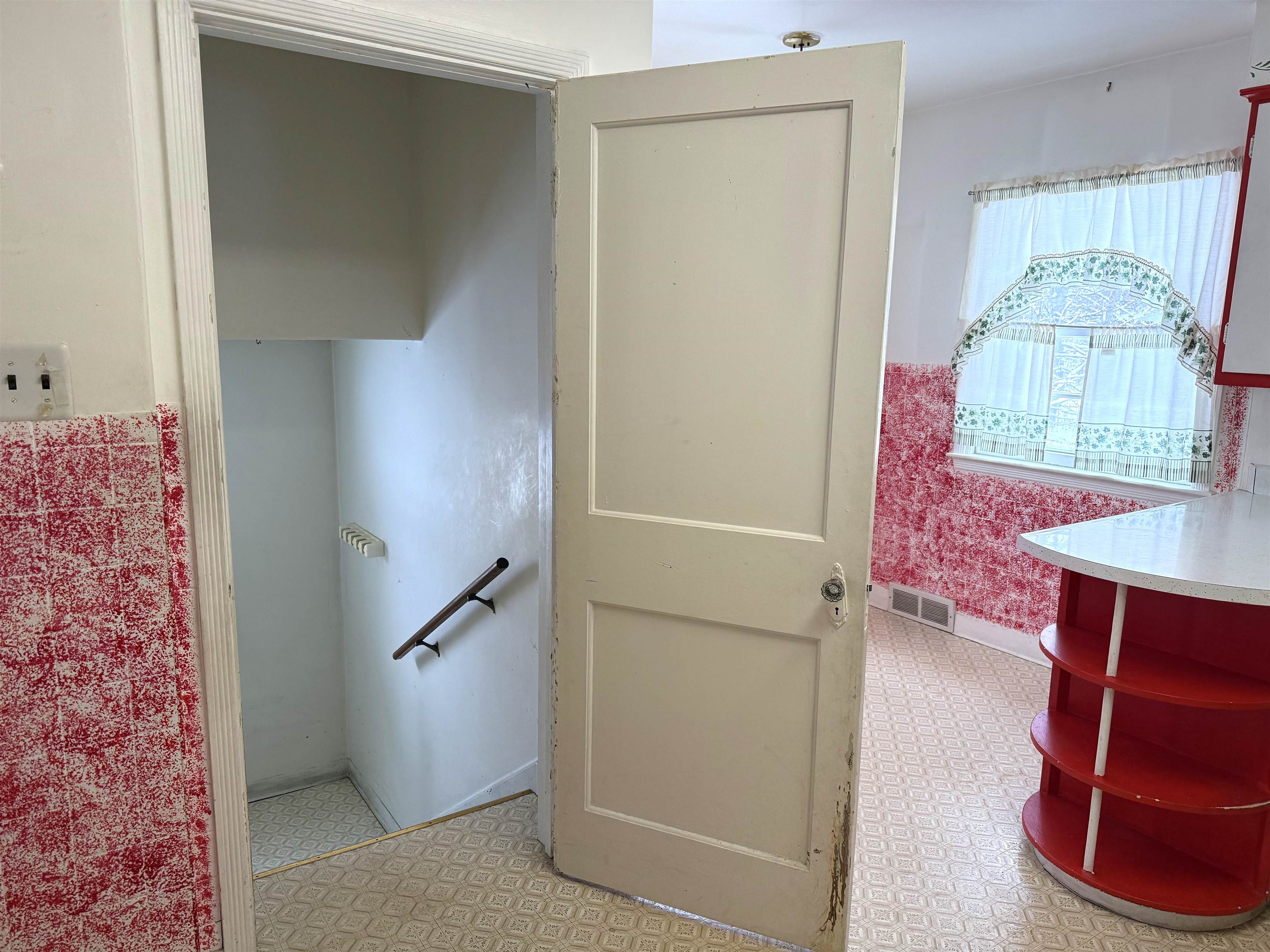 7892 Old 101 Road Property Photo 44