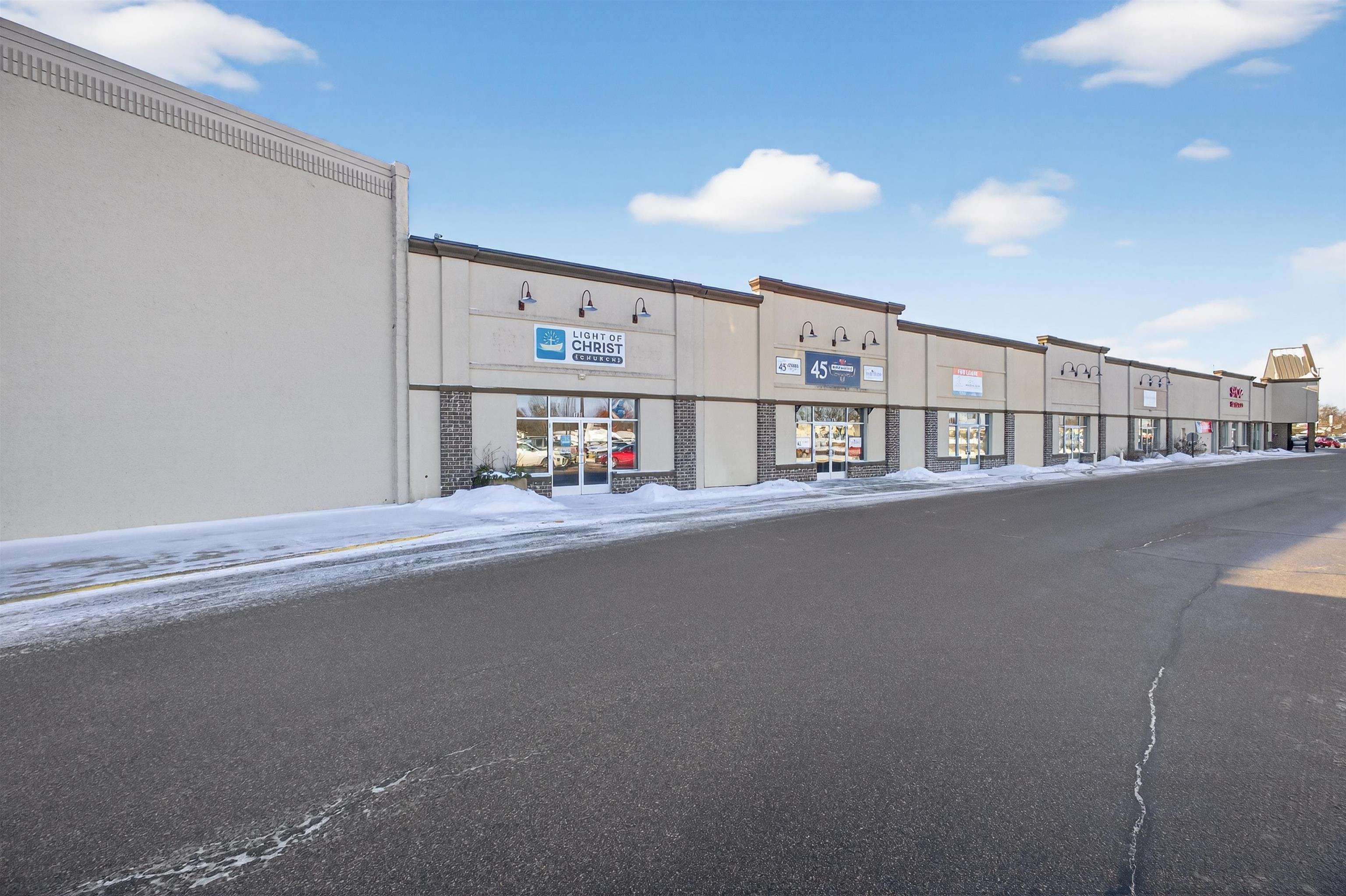 1000 Riverview Expressway Property Photo 1