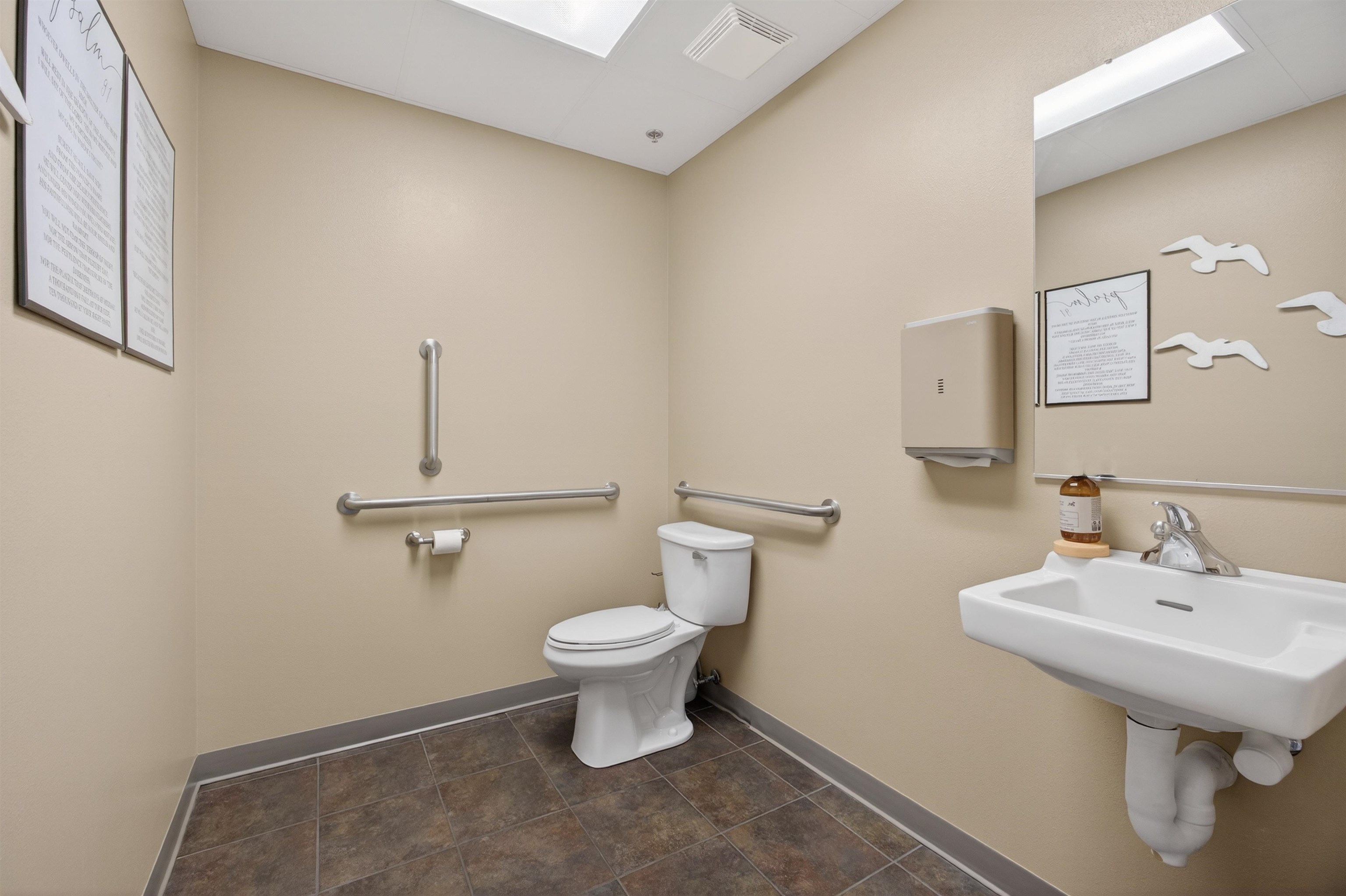 1000 Riverview Expressway Property Photo 16