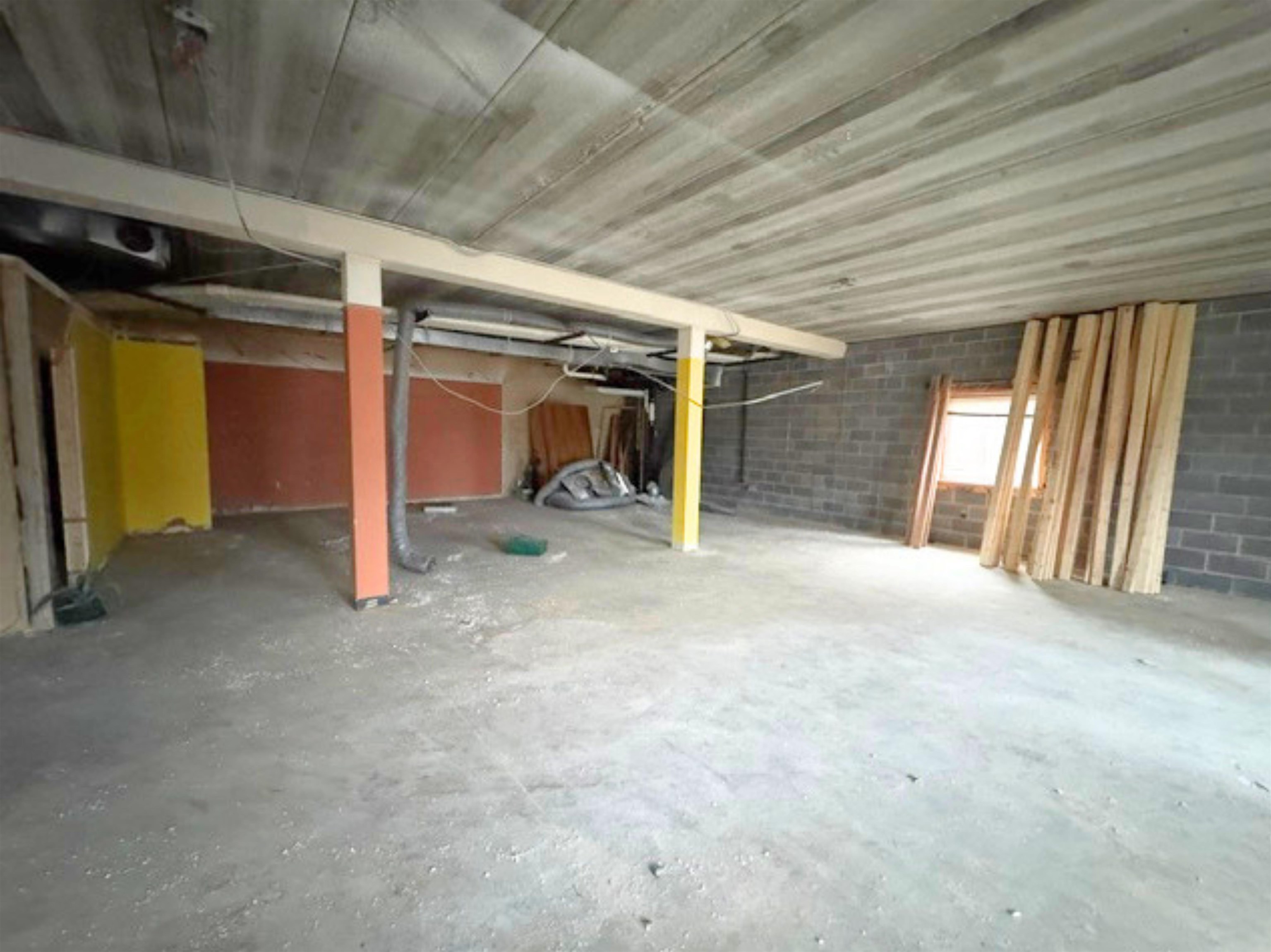 137 River Drive Property Photo 4