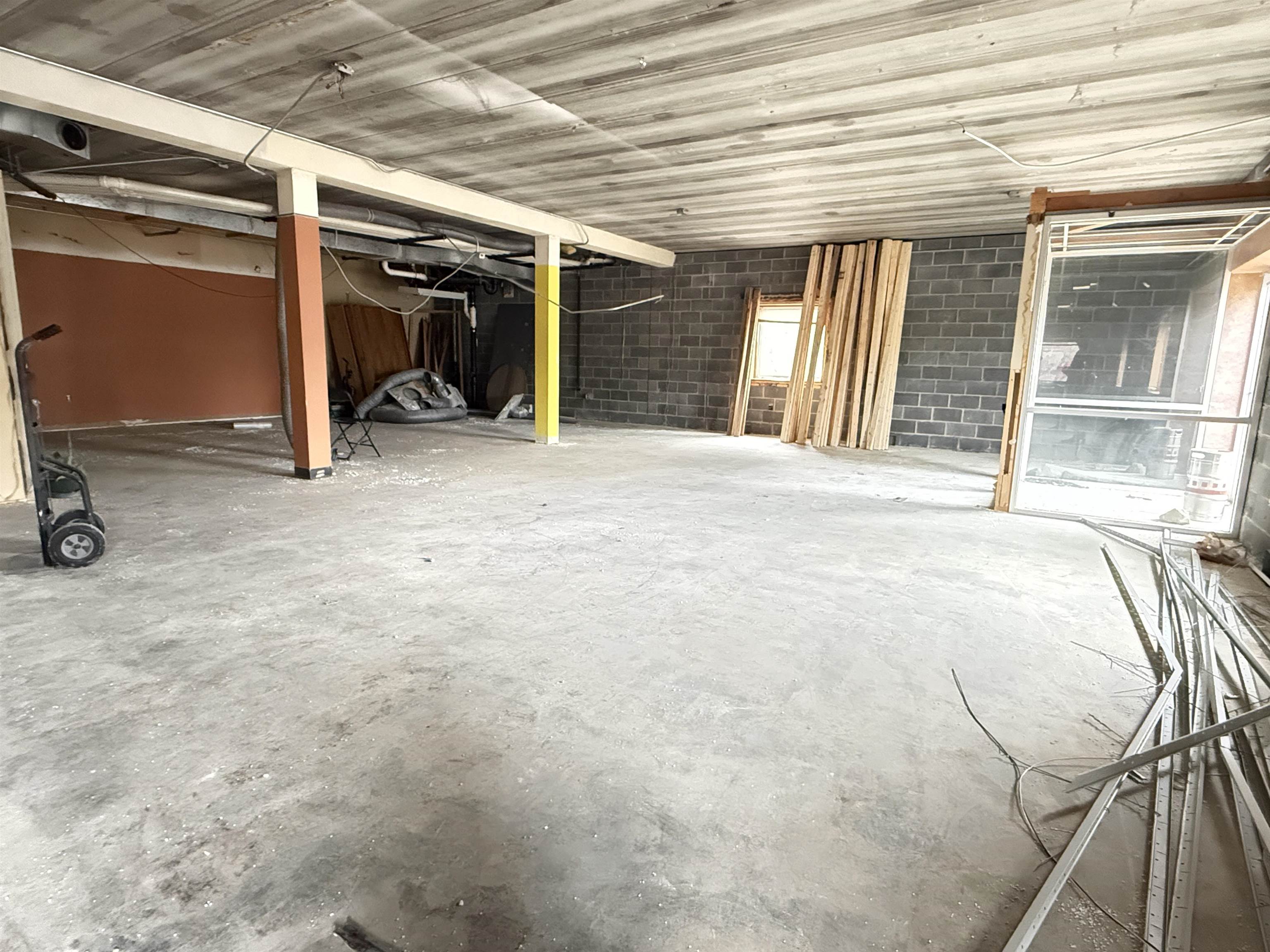 137 River Drive Property Photo 7
