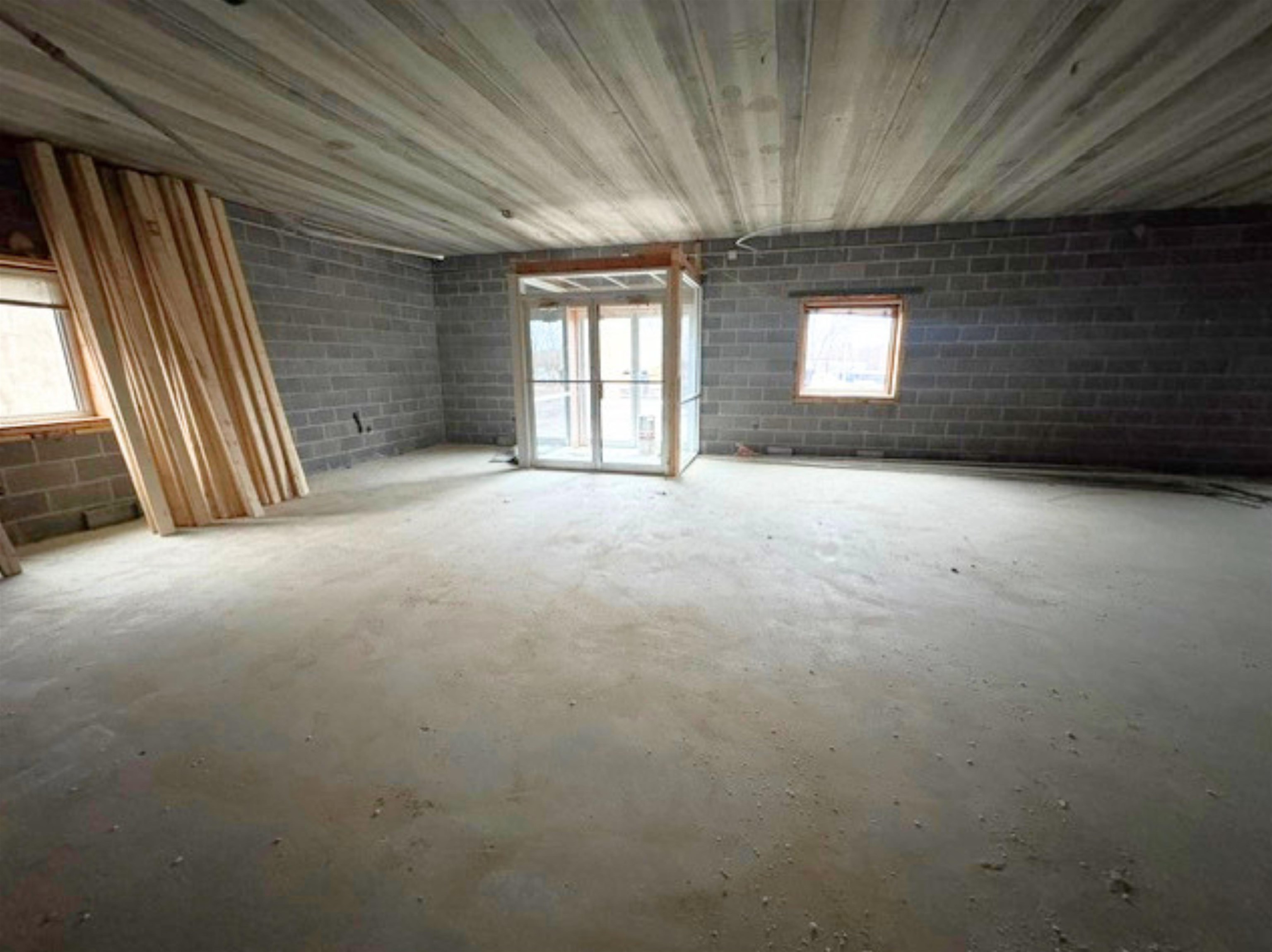 137 River Drive Property Photo 9
