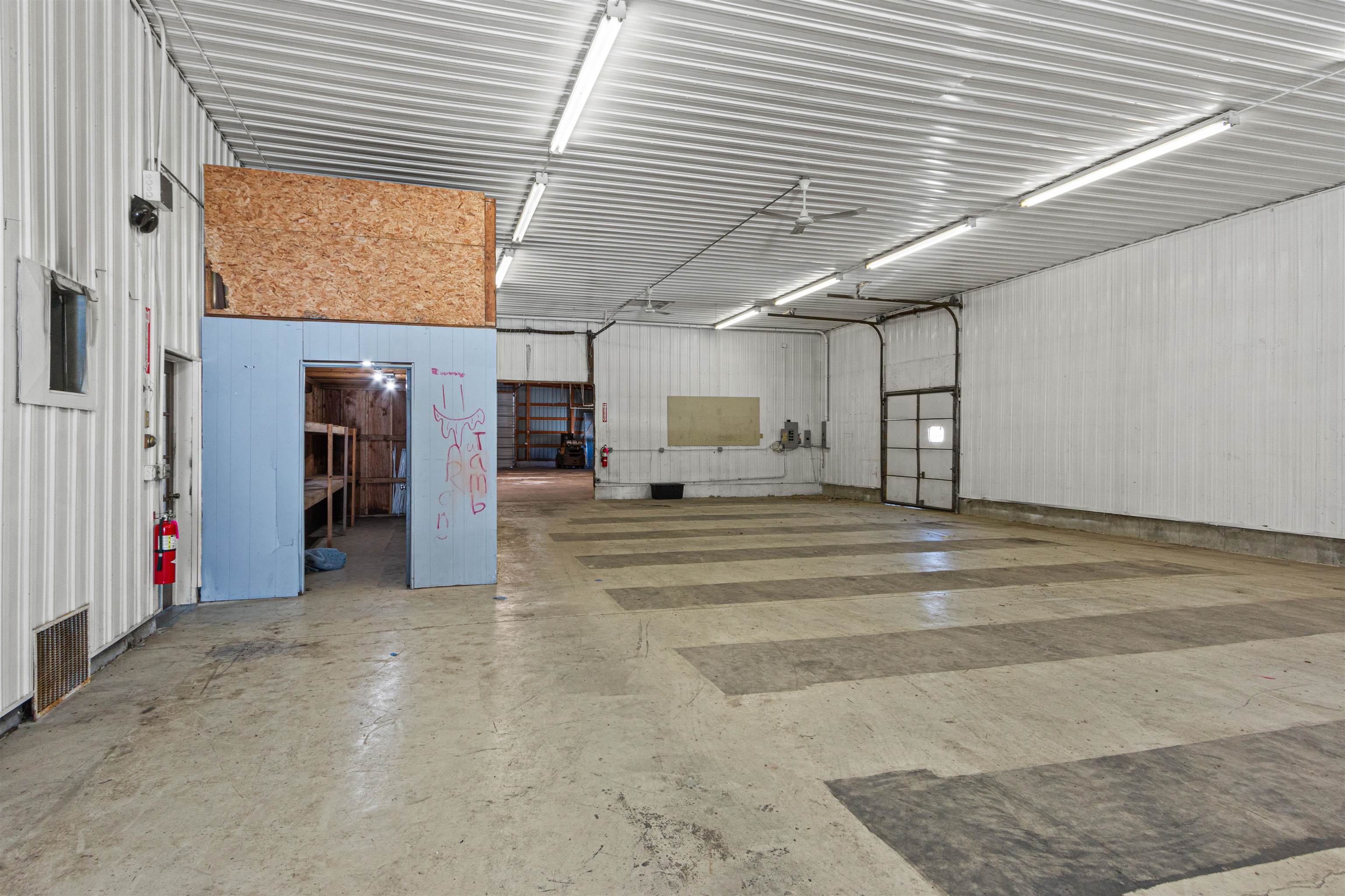 108 S Front Street Property Photo 18