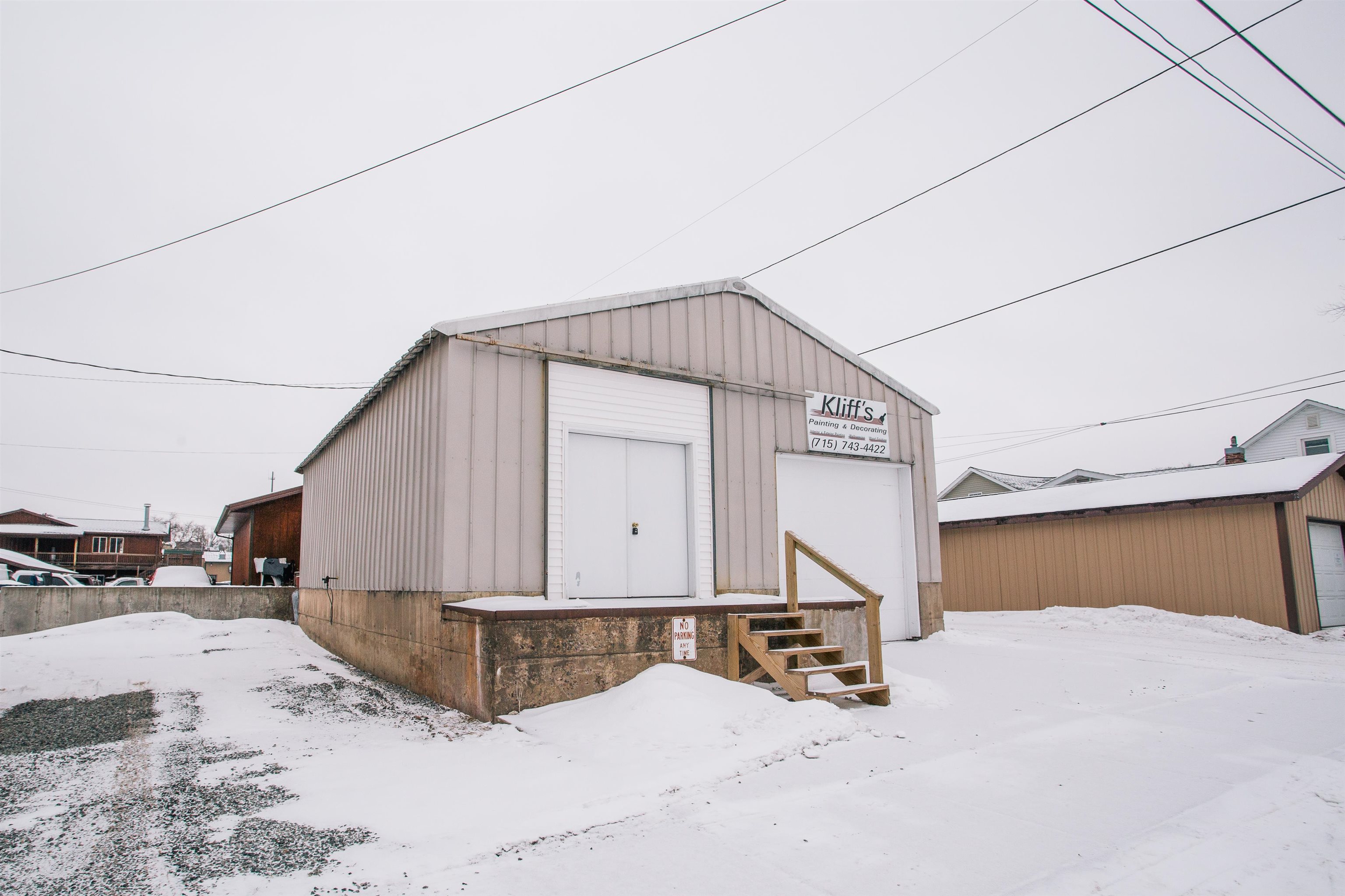607 Clay Street Property Photo 2