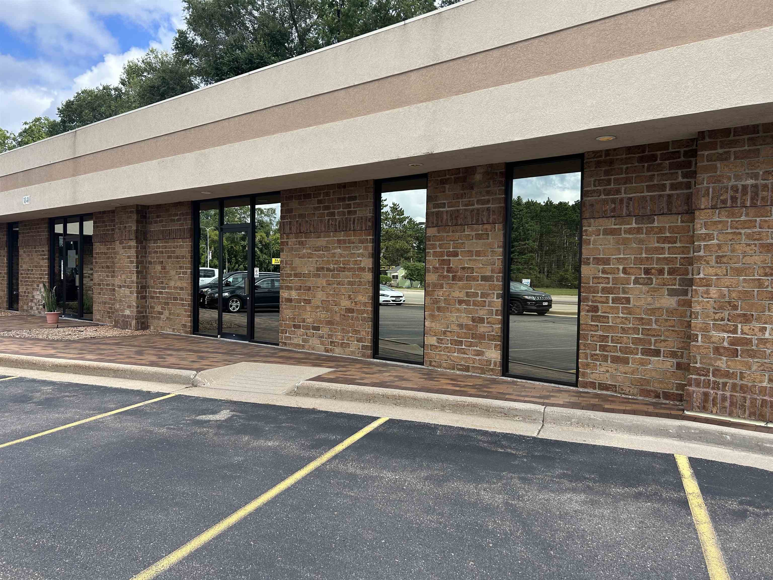 1820 Post Road Property Photo 2