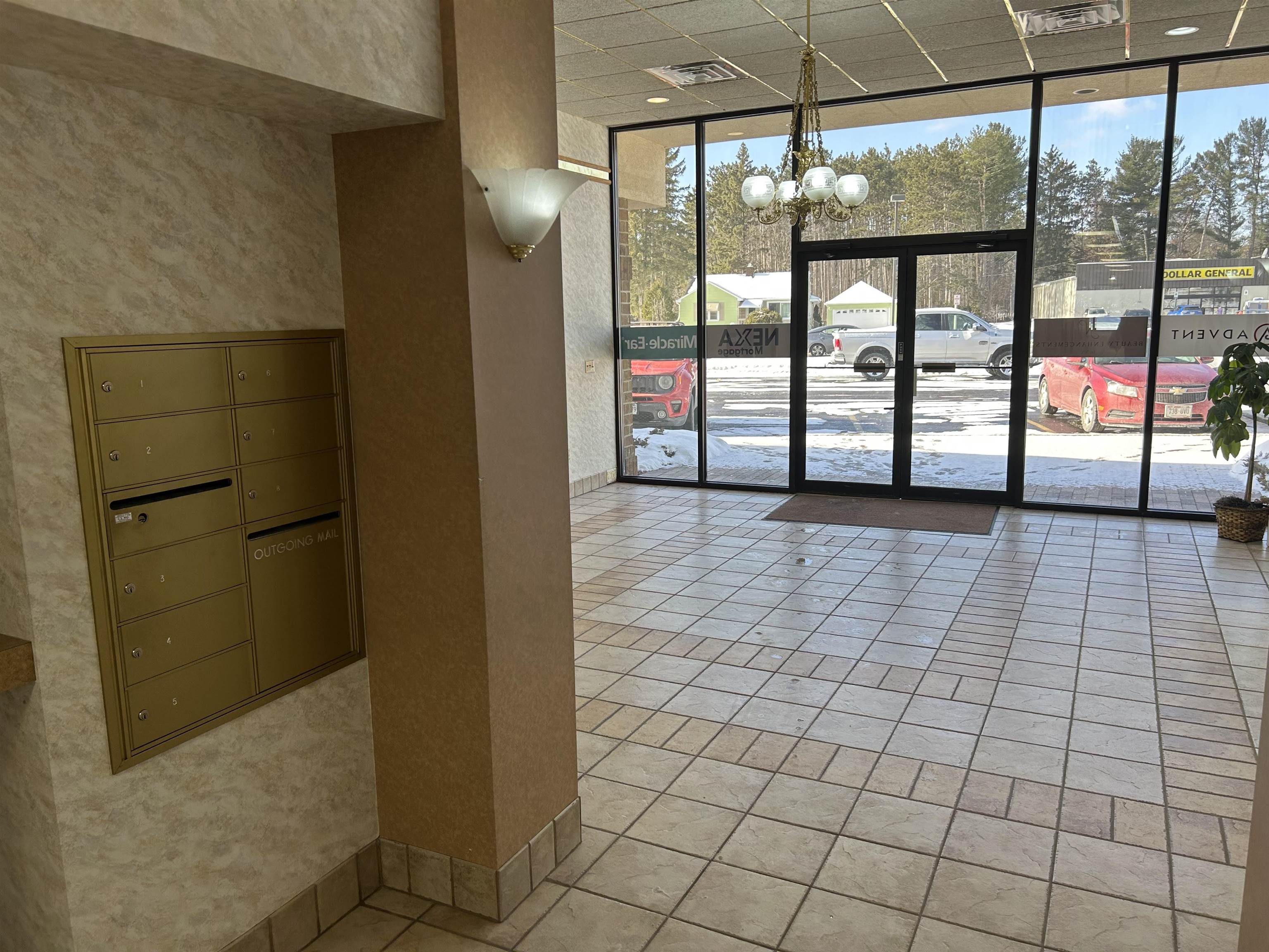 1820 Post Road Property Photo 3