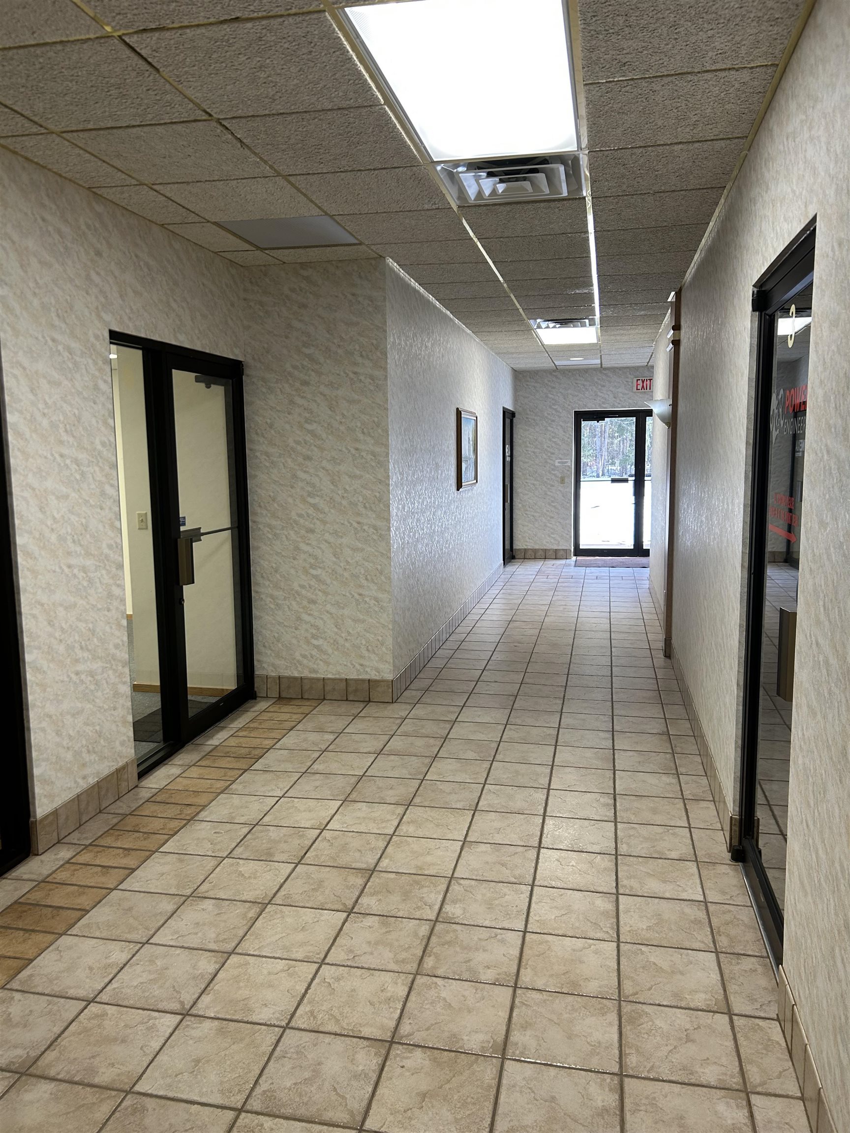 1820 Post Road Property Photo 6