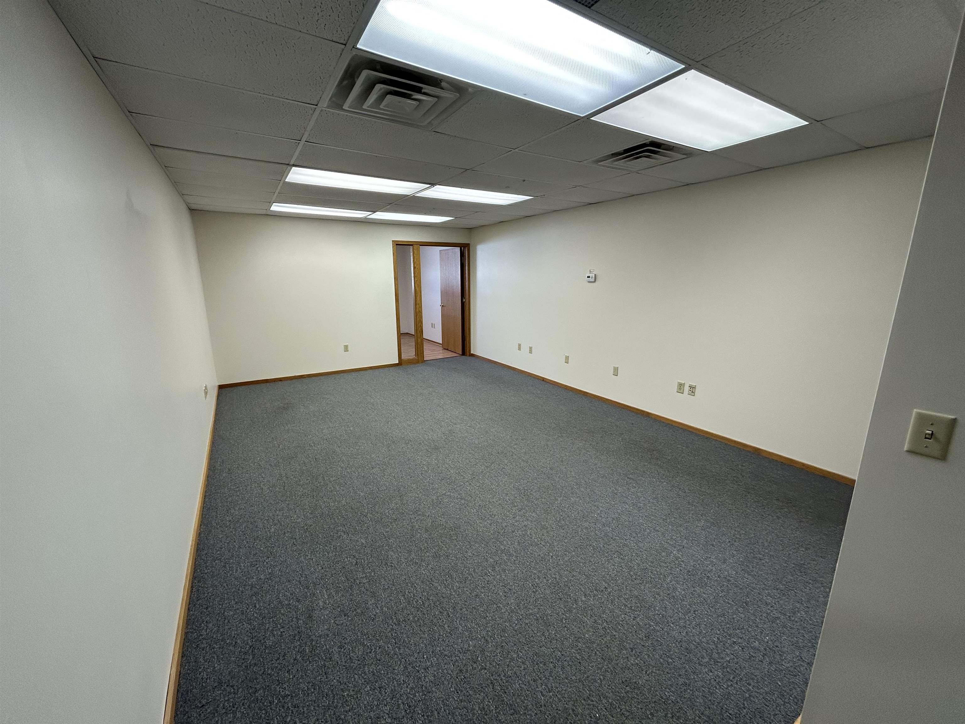 1820 Post Road Property Photo 10