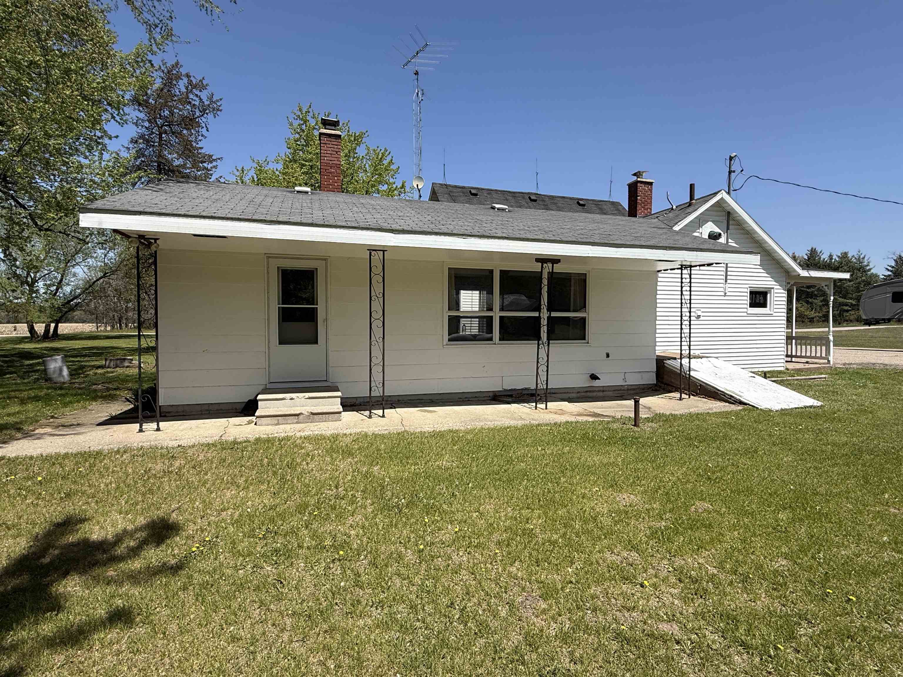 1751 Buttercup Avenue Property Photo 9