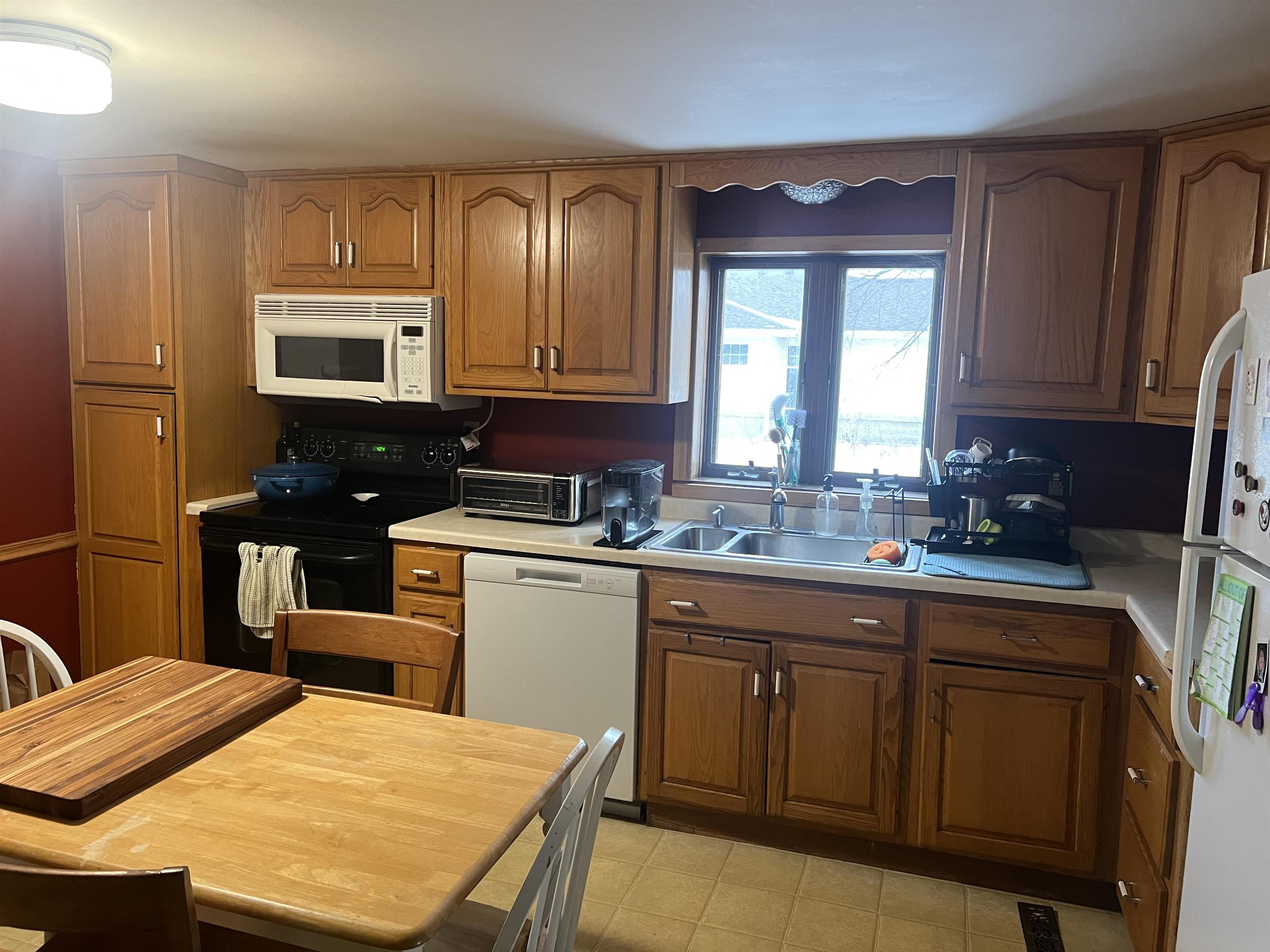 2901 Michigan Avenue Property Photo 3