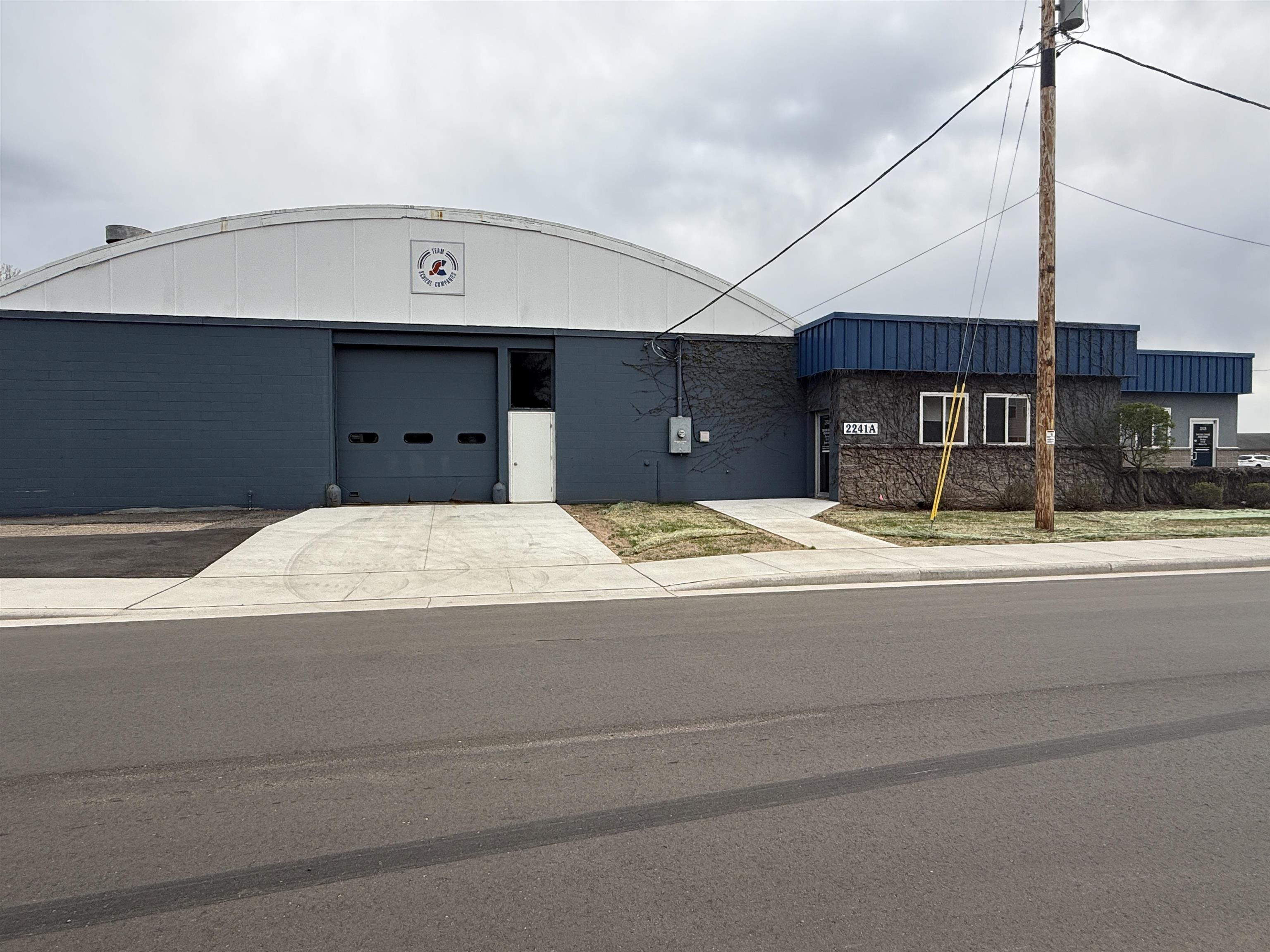 2241 Madison Street Property Photo 5