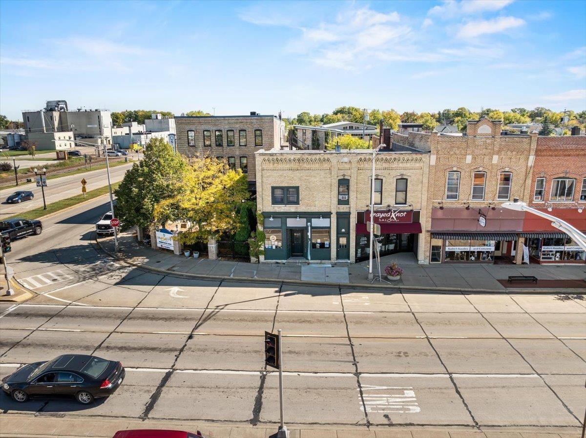 107 S Central Avenue Property Photo 8