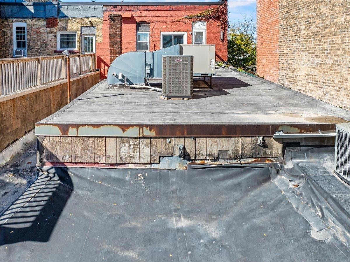 107 S Central Avenue Property Photo 11
