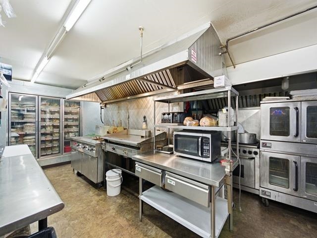 501 S Washington Avenue Property Photo 14