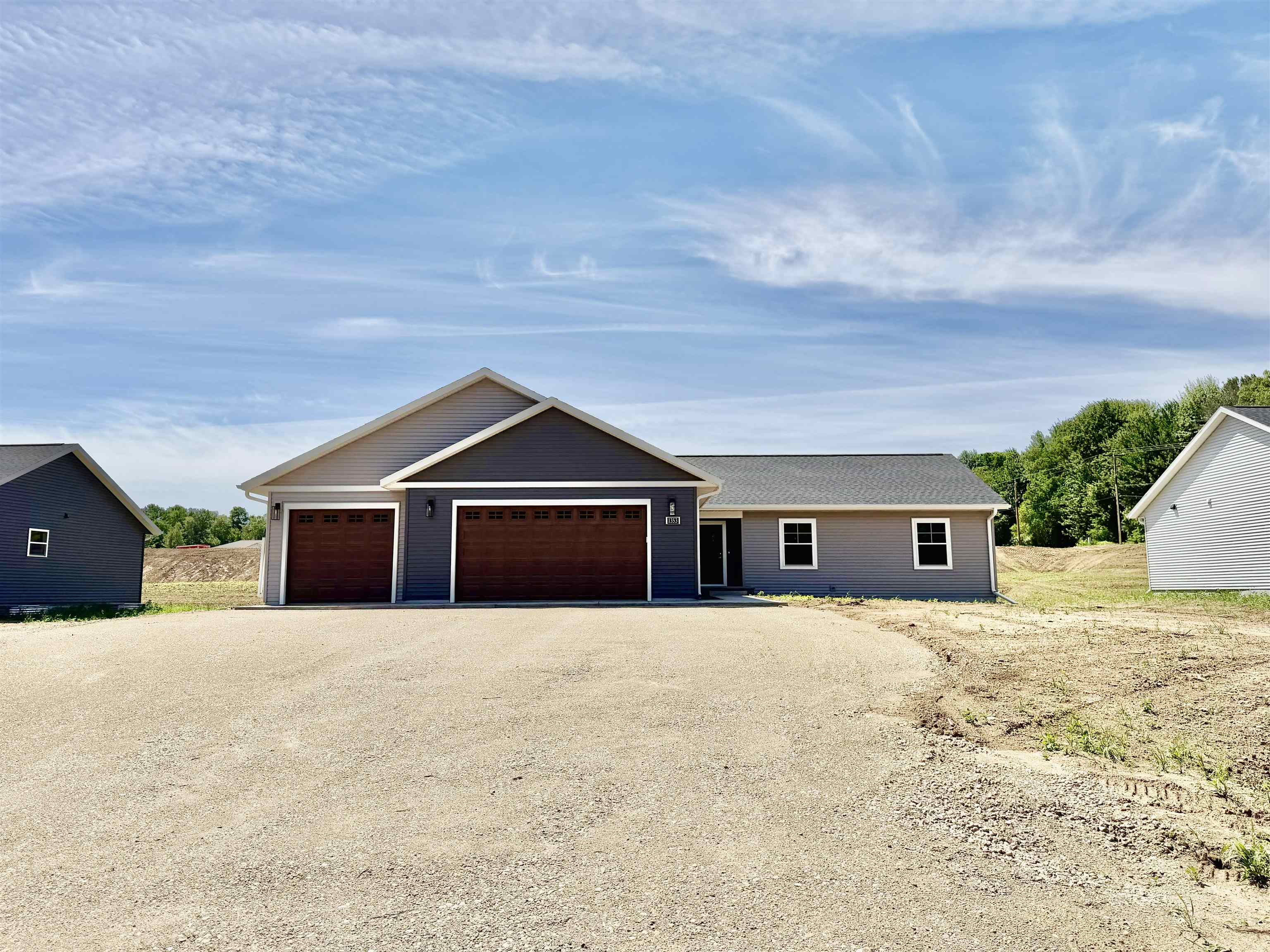 1353 Knapp Street Property Photo 45