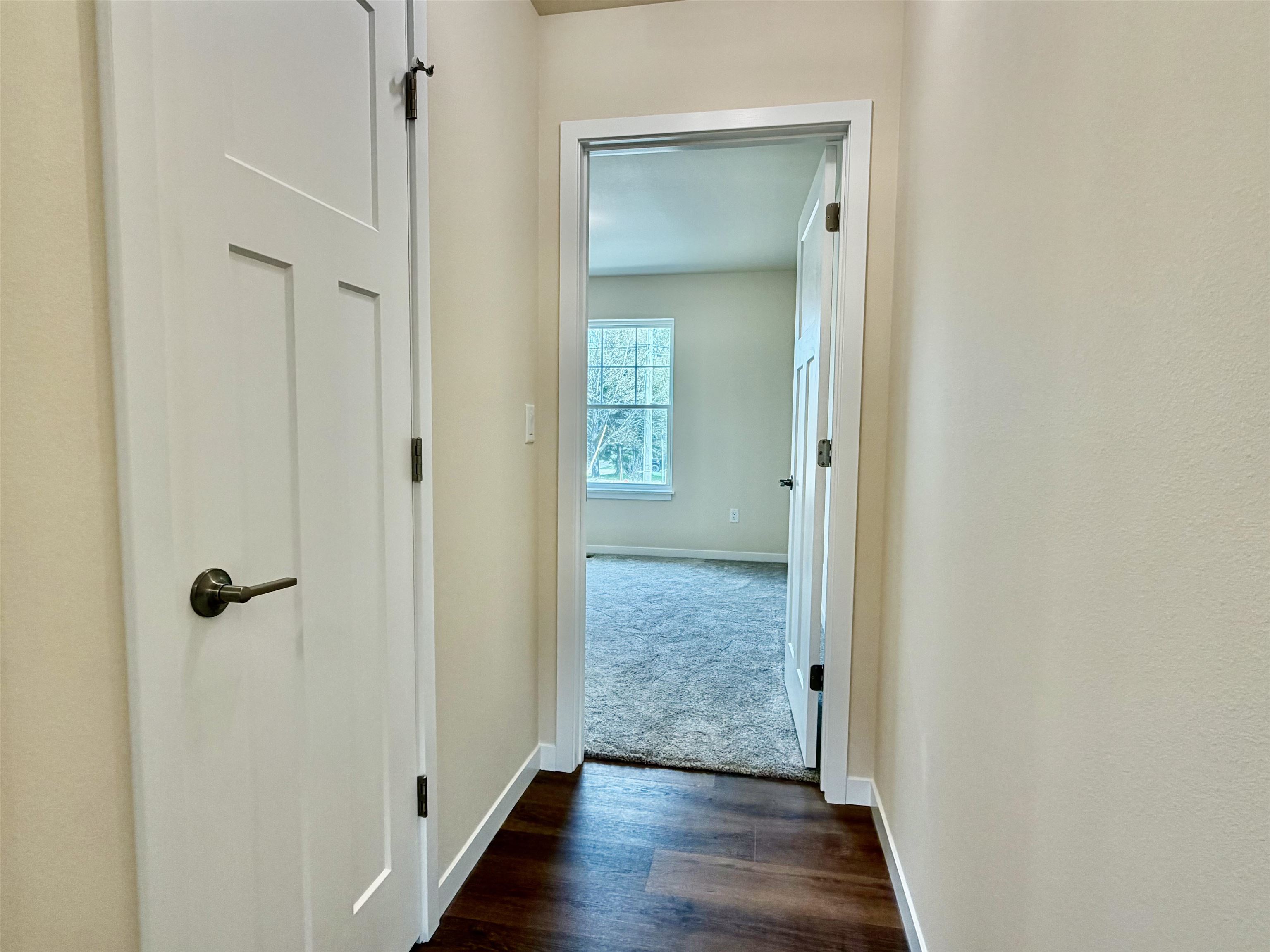 1359 Knapp Street Property Photo 32