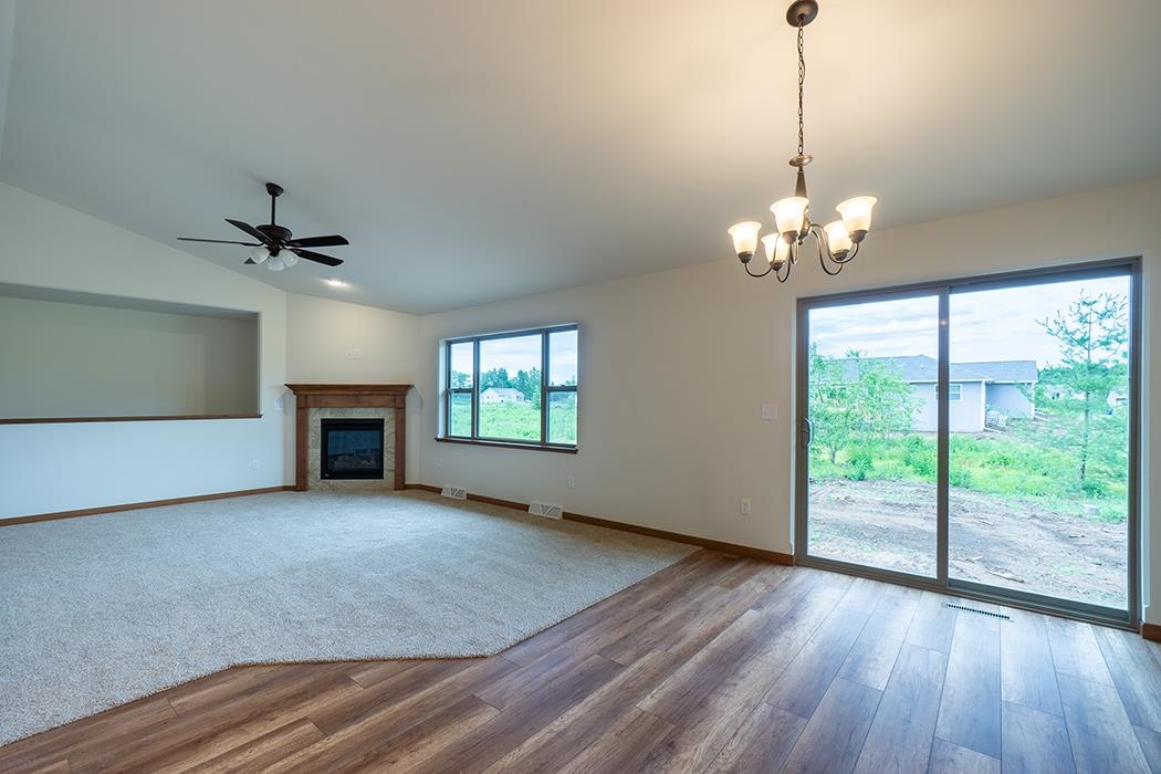 5589 Forest Creek Road Property Photo 10