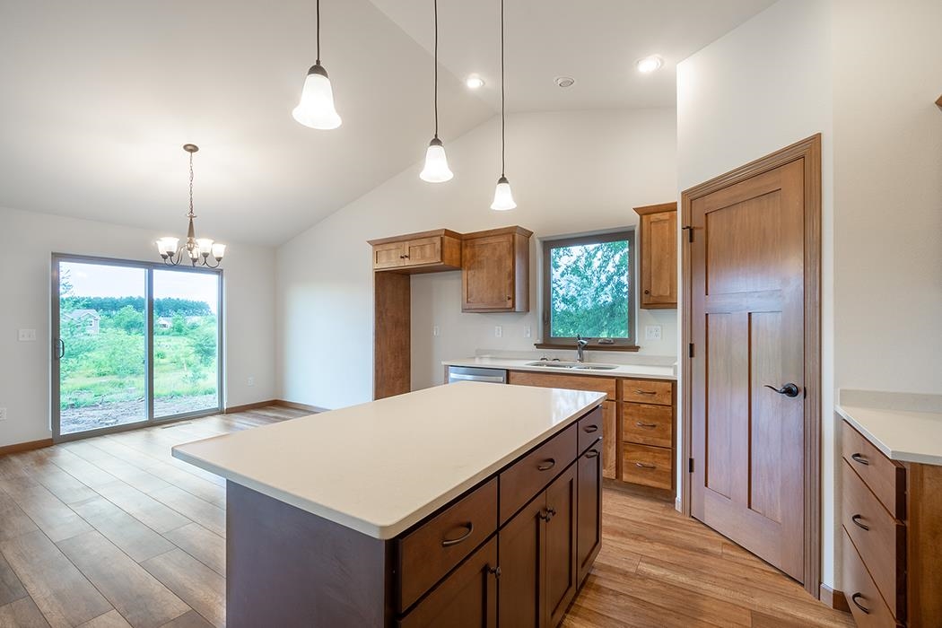 5589 Forest Creek Road Property Photo 13