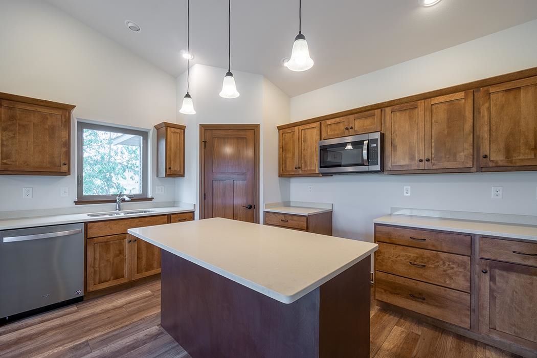 5589 Forest Creek Road Property Photo 16
