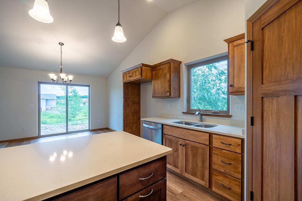 5589 Forest Creek Road Property Photo 18