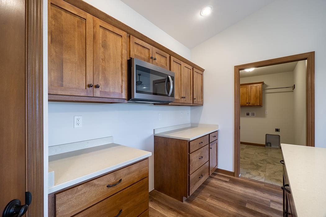 5589 Forest Creek Road Property Photo 20