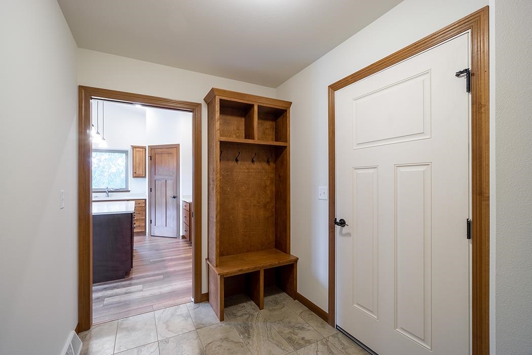 5589 Forest Creek Road Property Photo 22