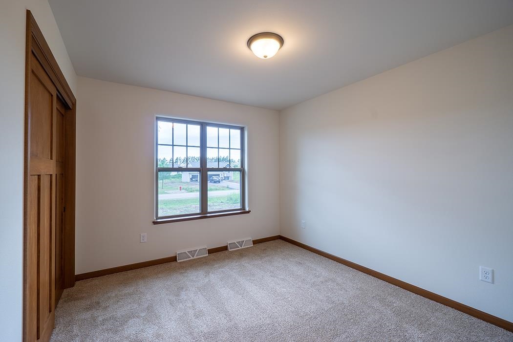 5589 Forest Creek Road Property Photo 27