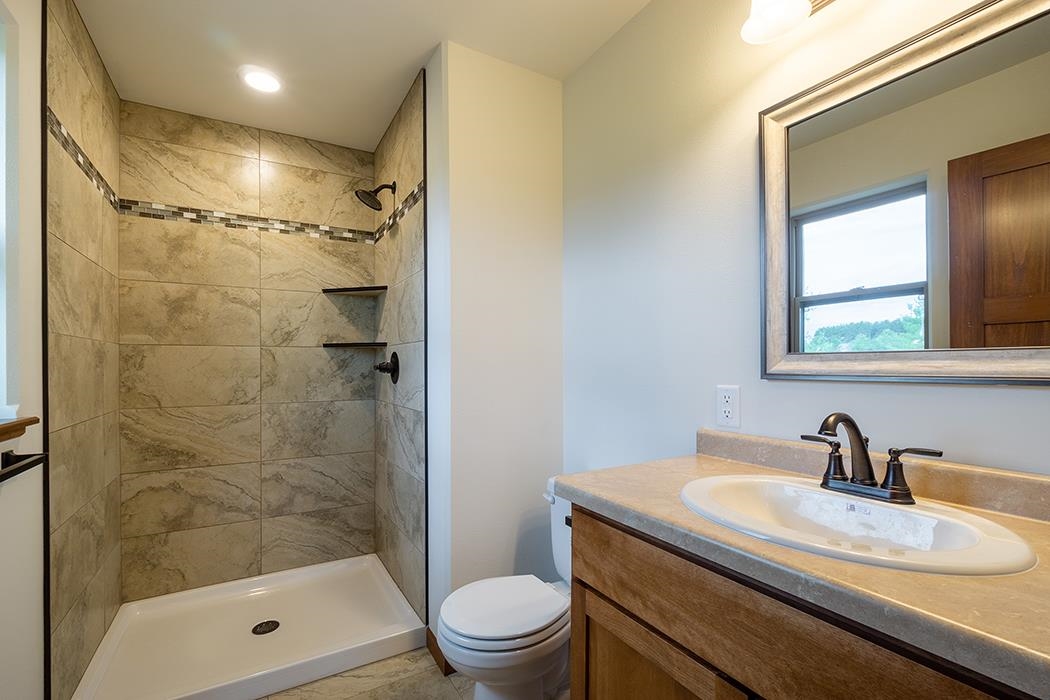 5589 Forest Creek Road Property Photo 32