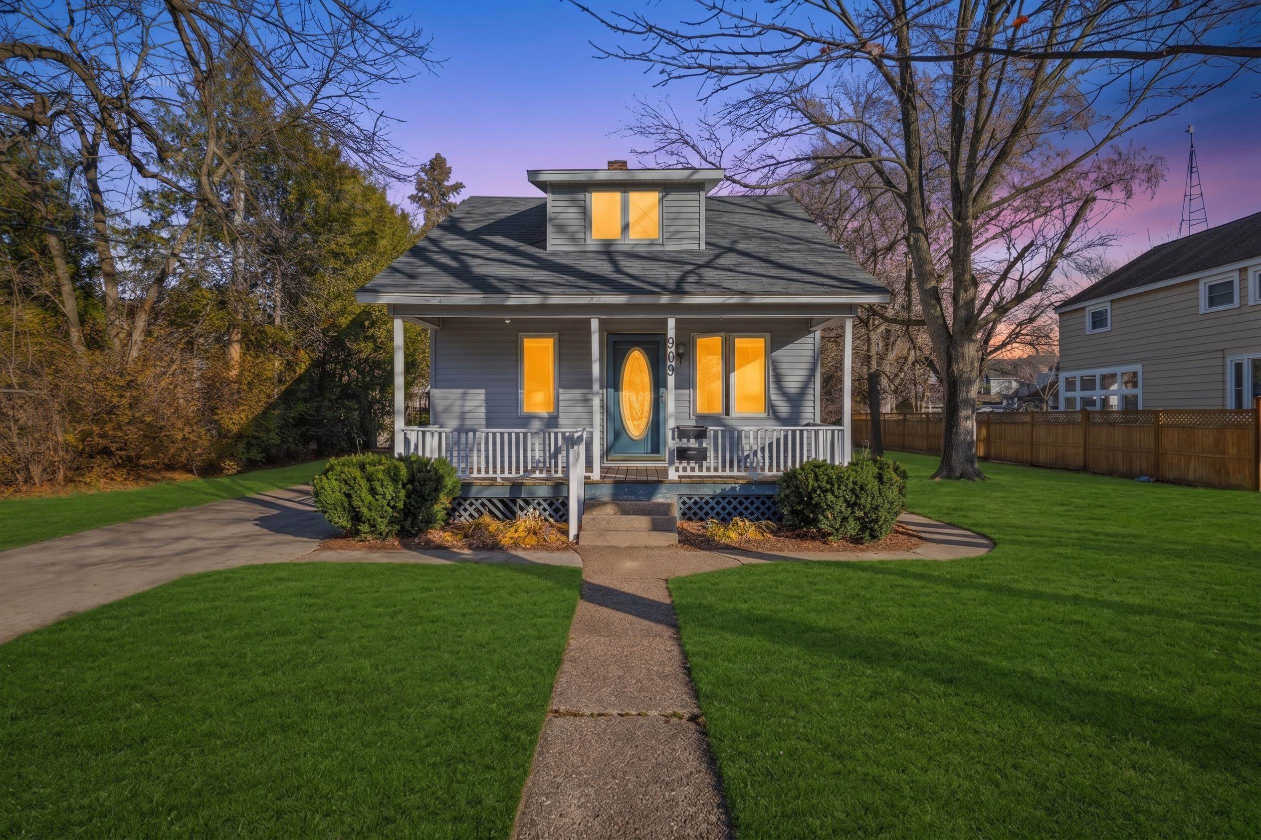 909 ILLINOIS AVENUE Property Photo 1