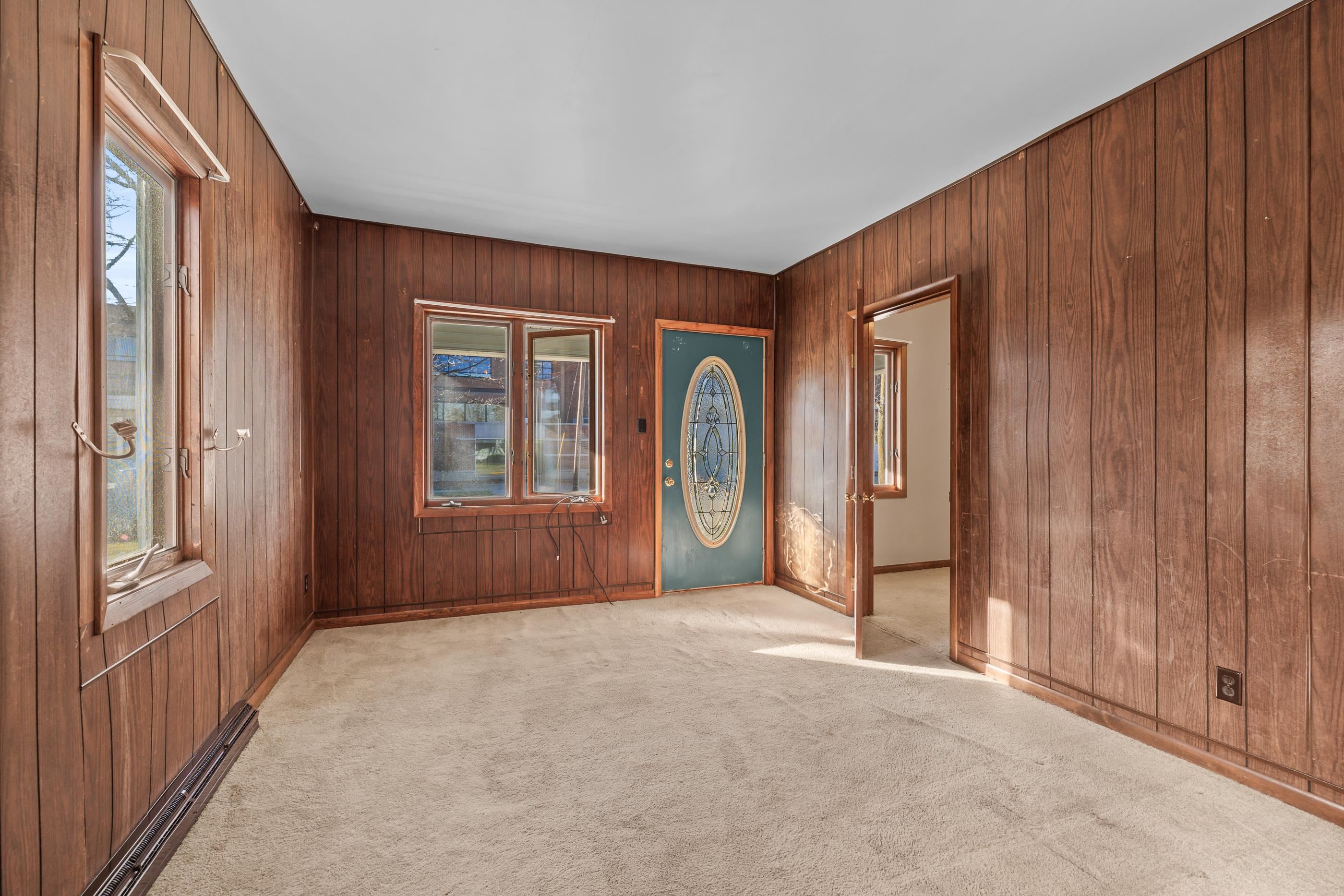 909 Illinois Avenue Property Photo 7