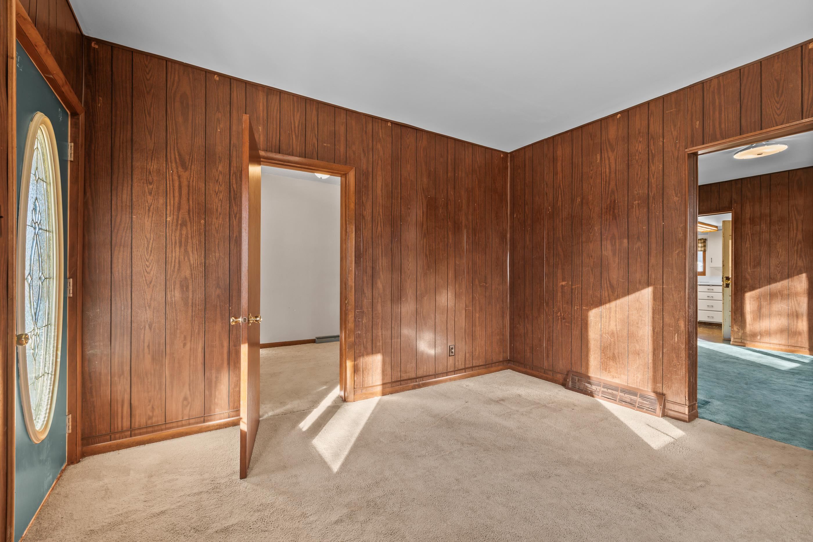 909 Illinois Avenue Property Photo 10