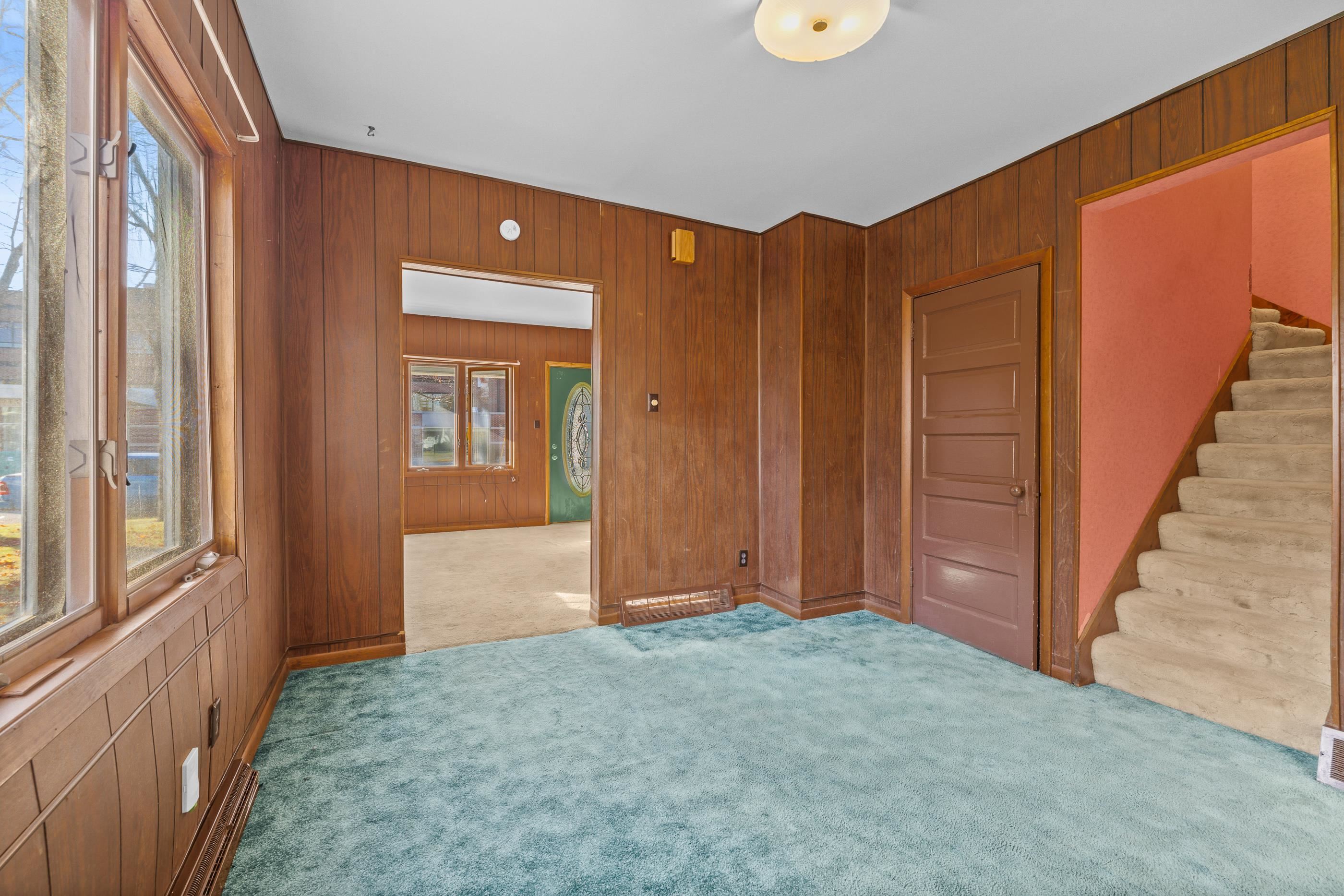 909 Illinois Avenue Property Photo 14