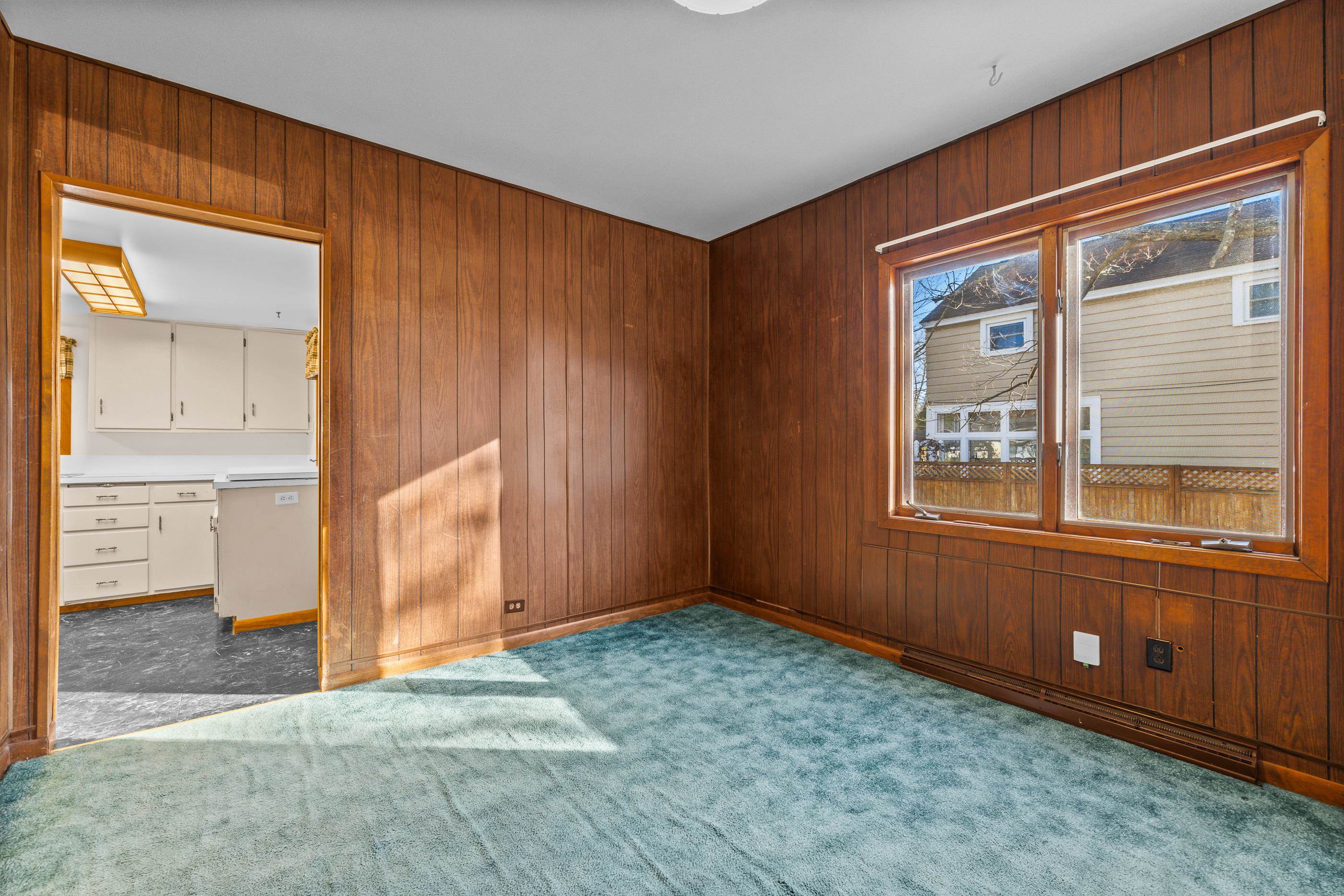 909 Illinois Avenue Property Photo 15