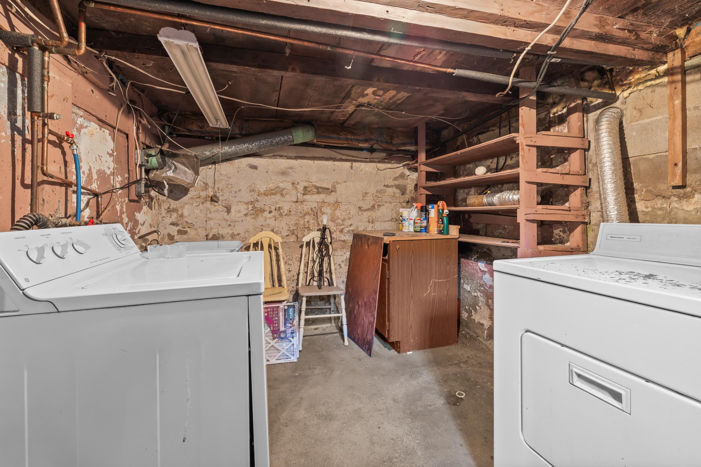909 Illinois Avenue Property Photo 34