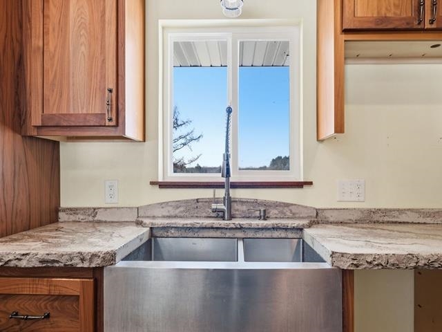 7623 County Road V Property Photo 11